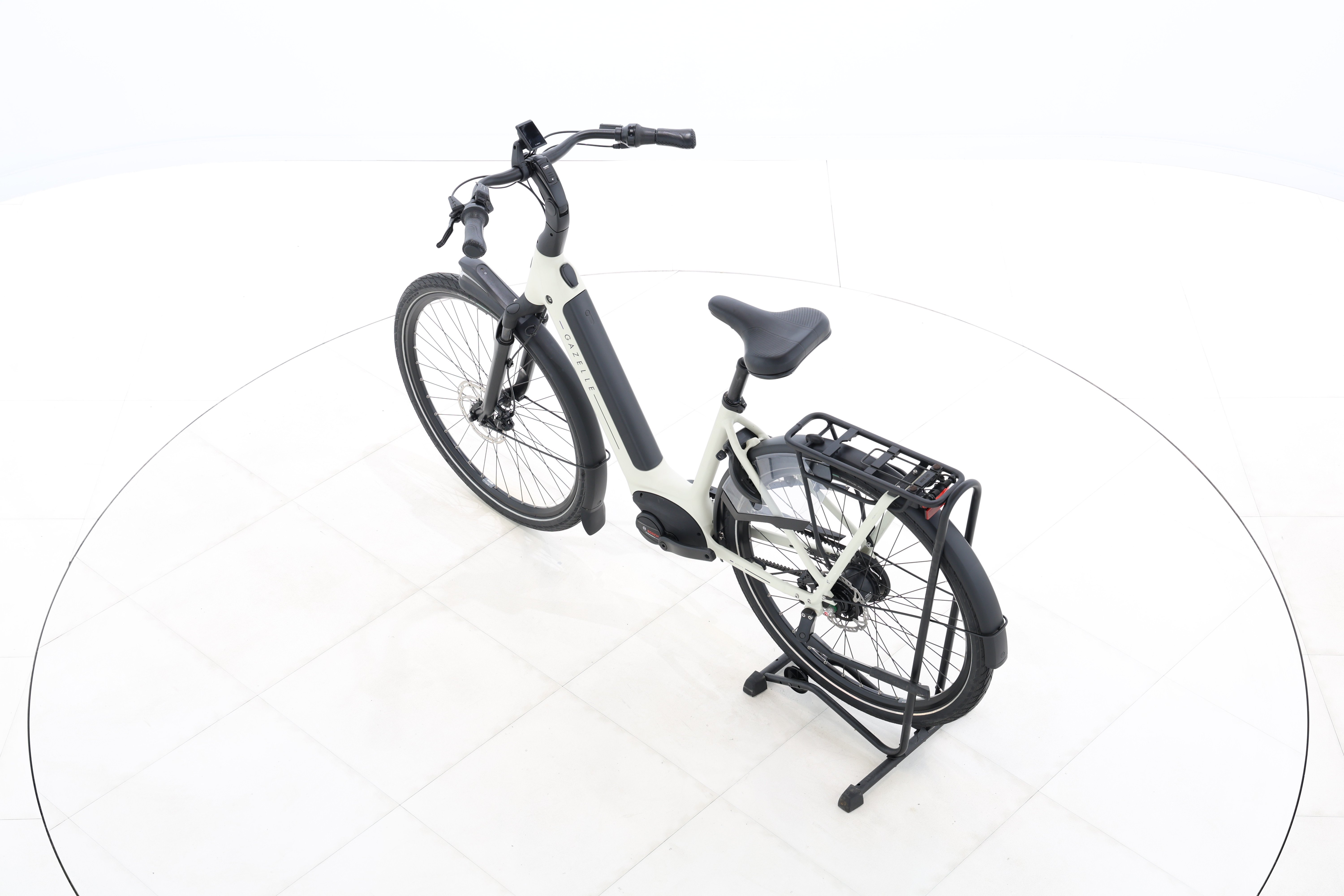 a43b6d02-5cc5-413c-be20-c9bf60d3d38c