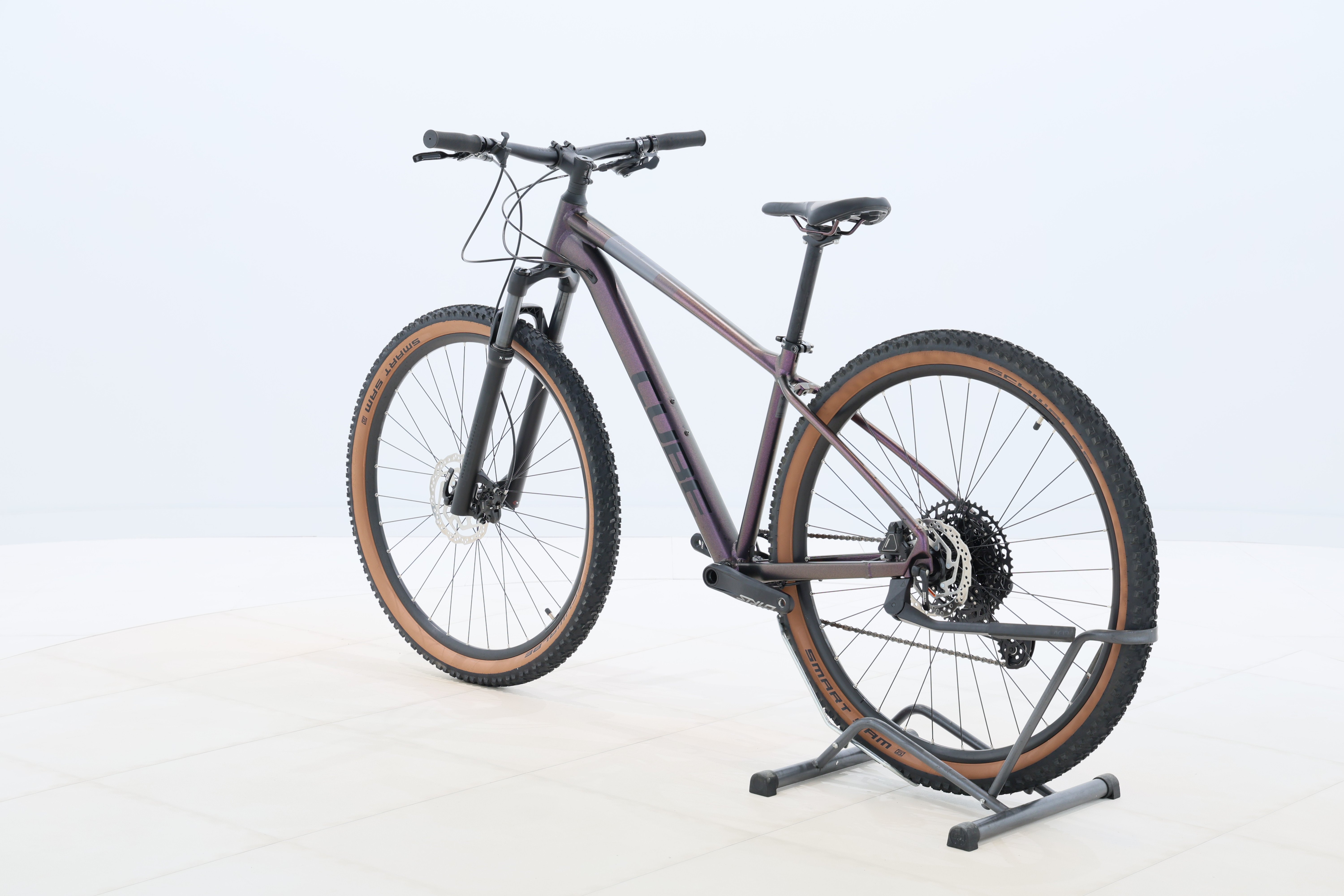 8dc232fb-2274-4584-98bf-f18651c87951