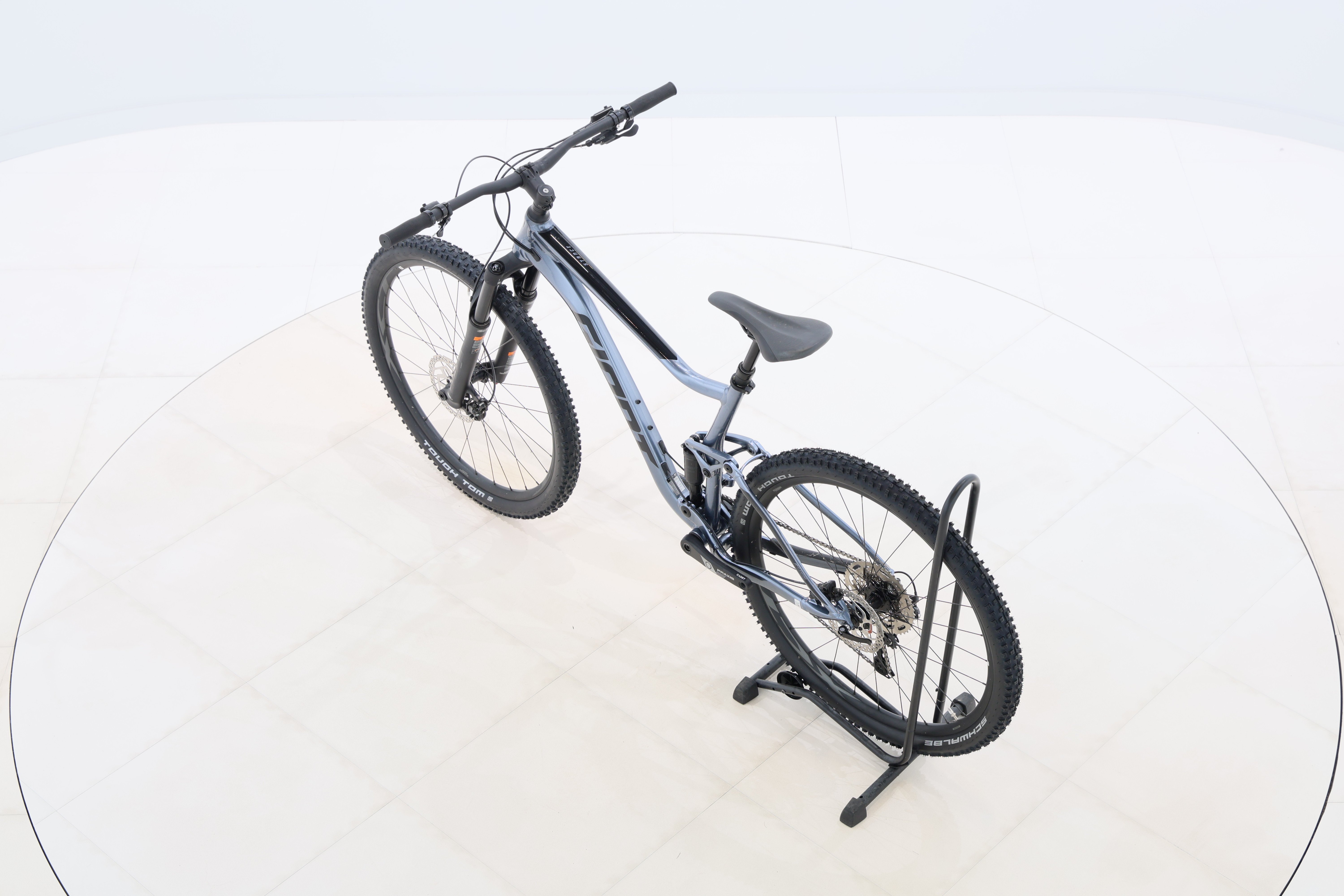 70656479-98af-432e-af91-e0bac2bfd4b8