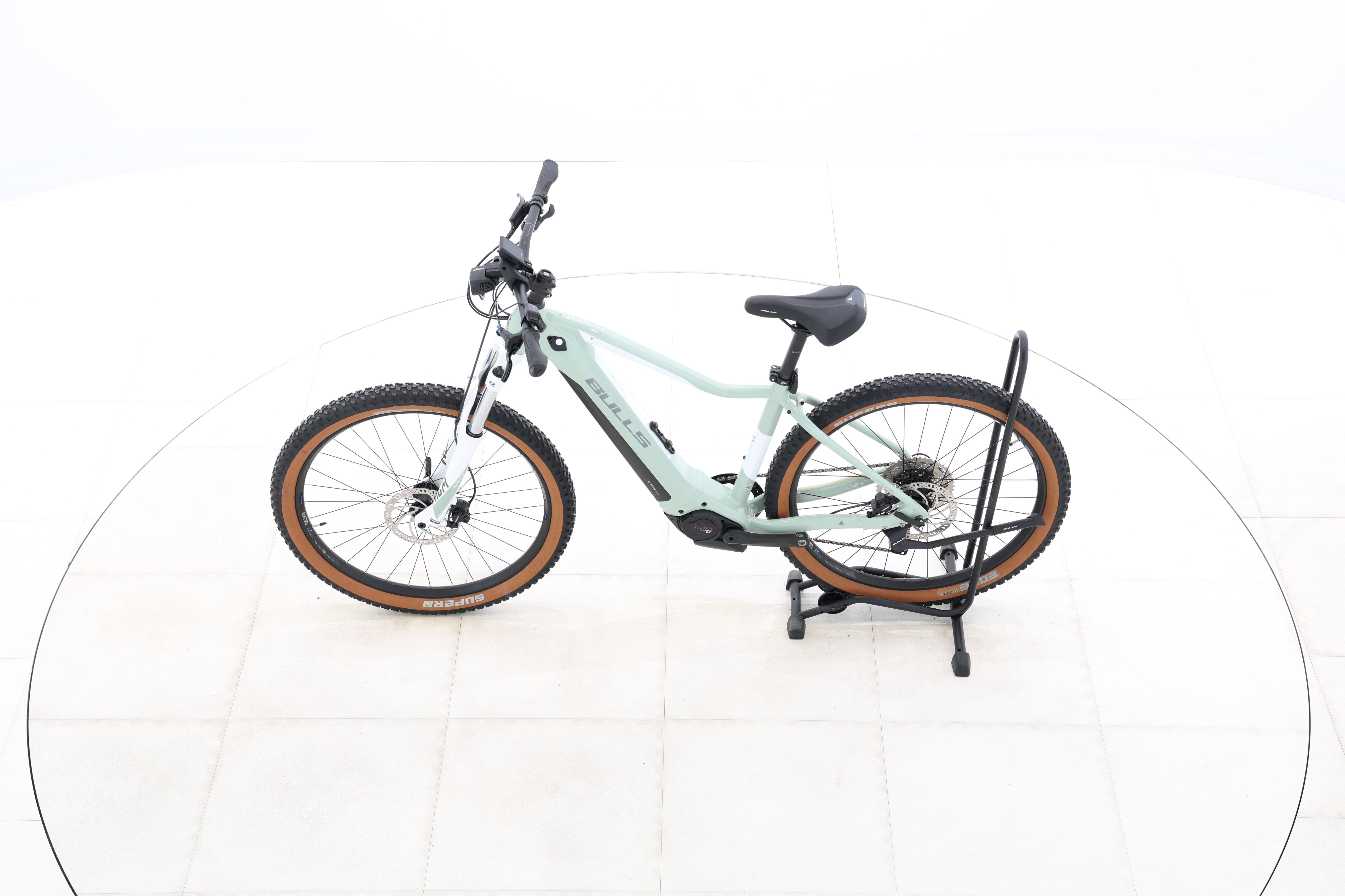 a0131431-d4af-43fc-95b9-93d72fa5f30d