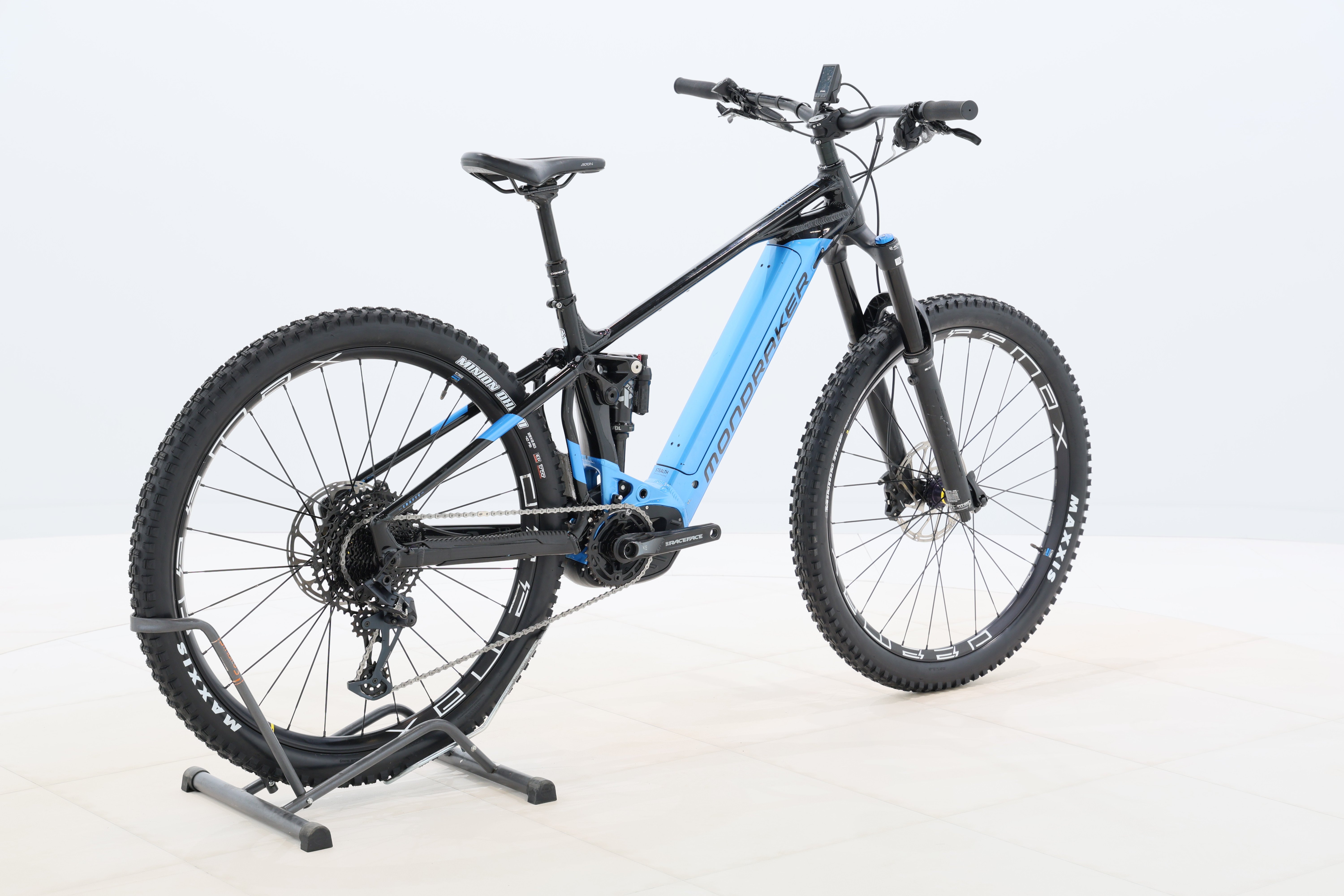 1938ab15-8a29-4631-879c-9eb6371ed3ab