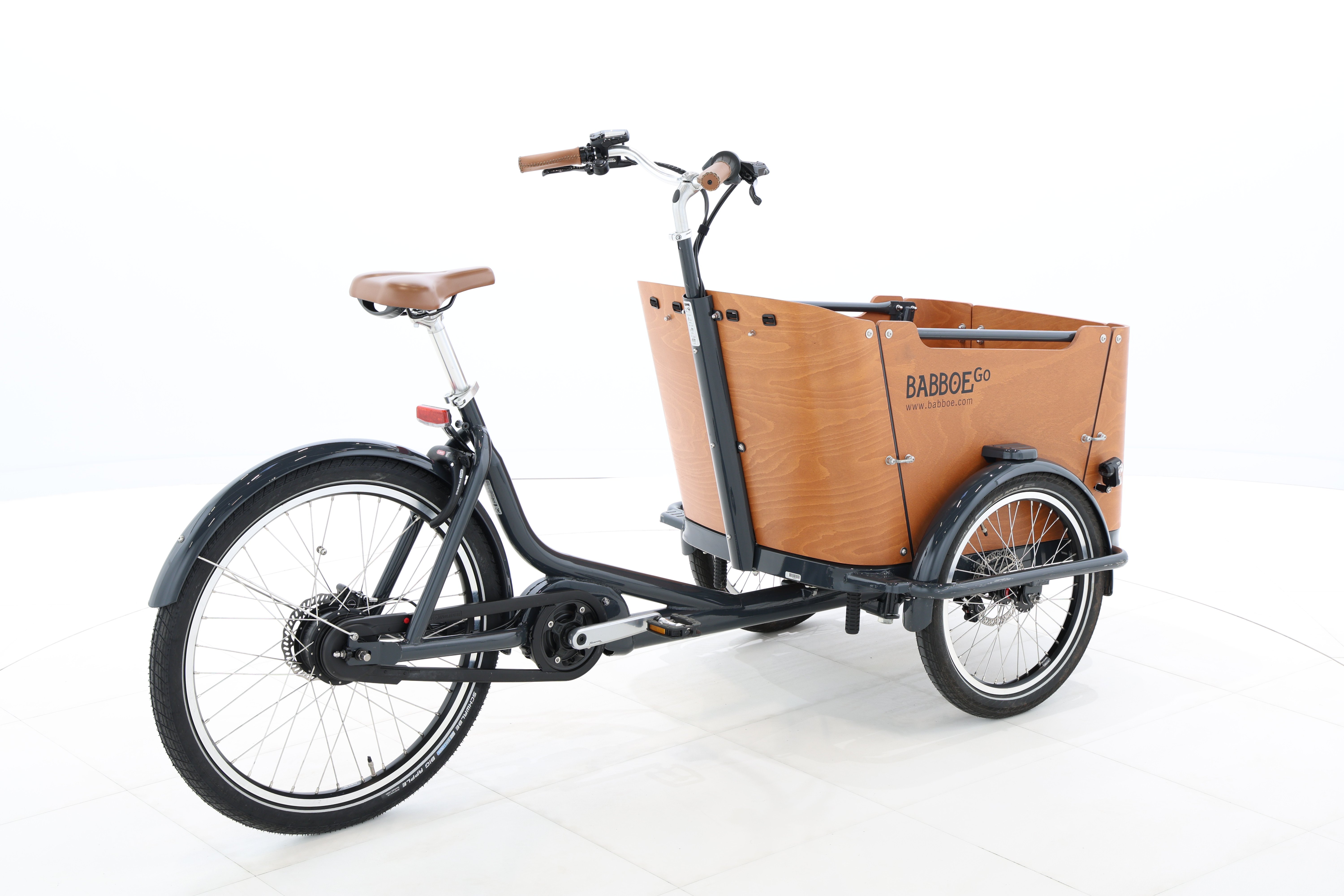 4379ff0b-19bf-495f-990c-c7782a1bf2d5