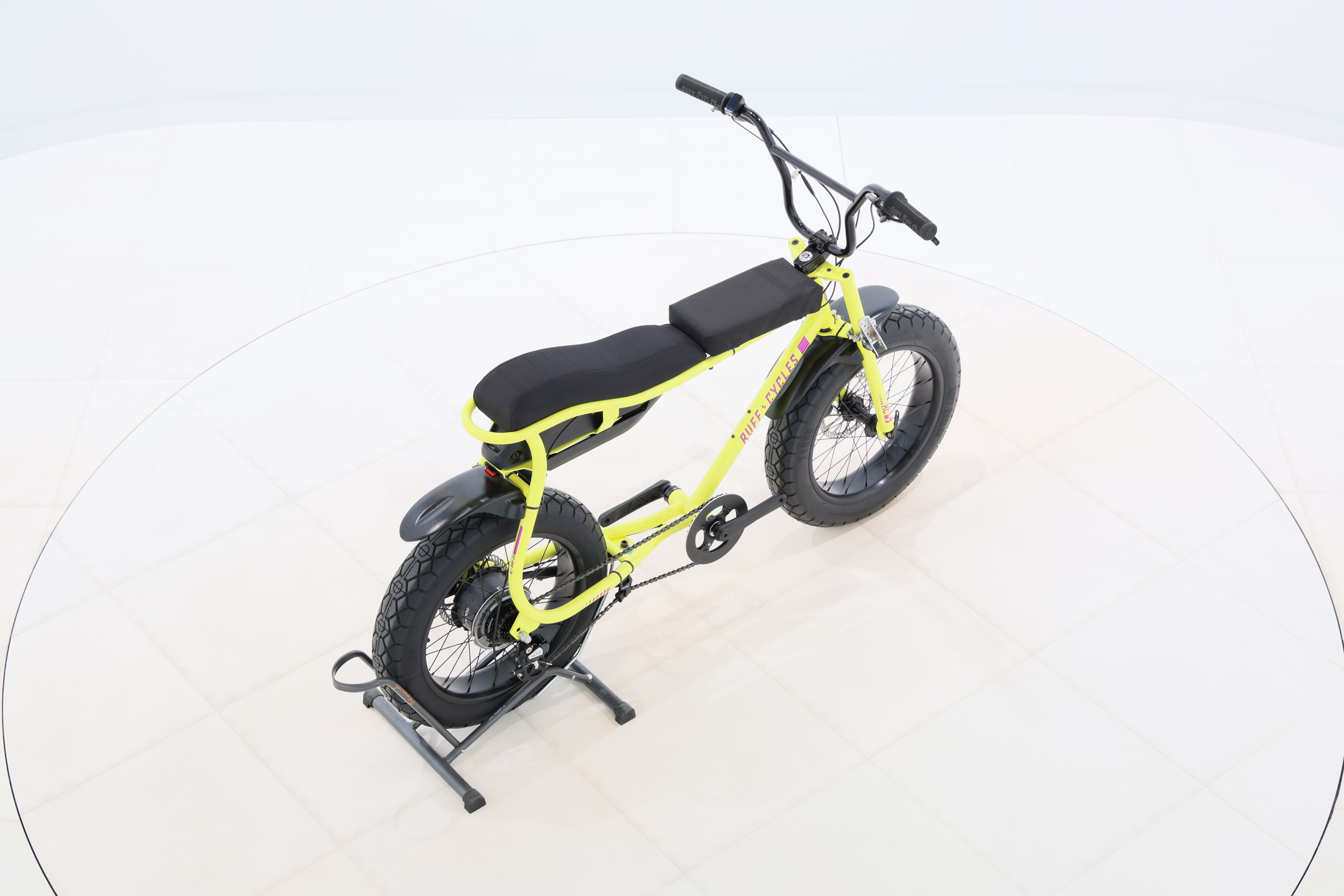 96a4ec7c-9ff6-4e48-9bdc-6345f1589d34