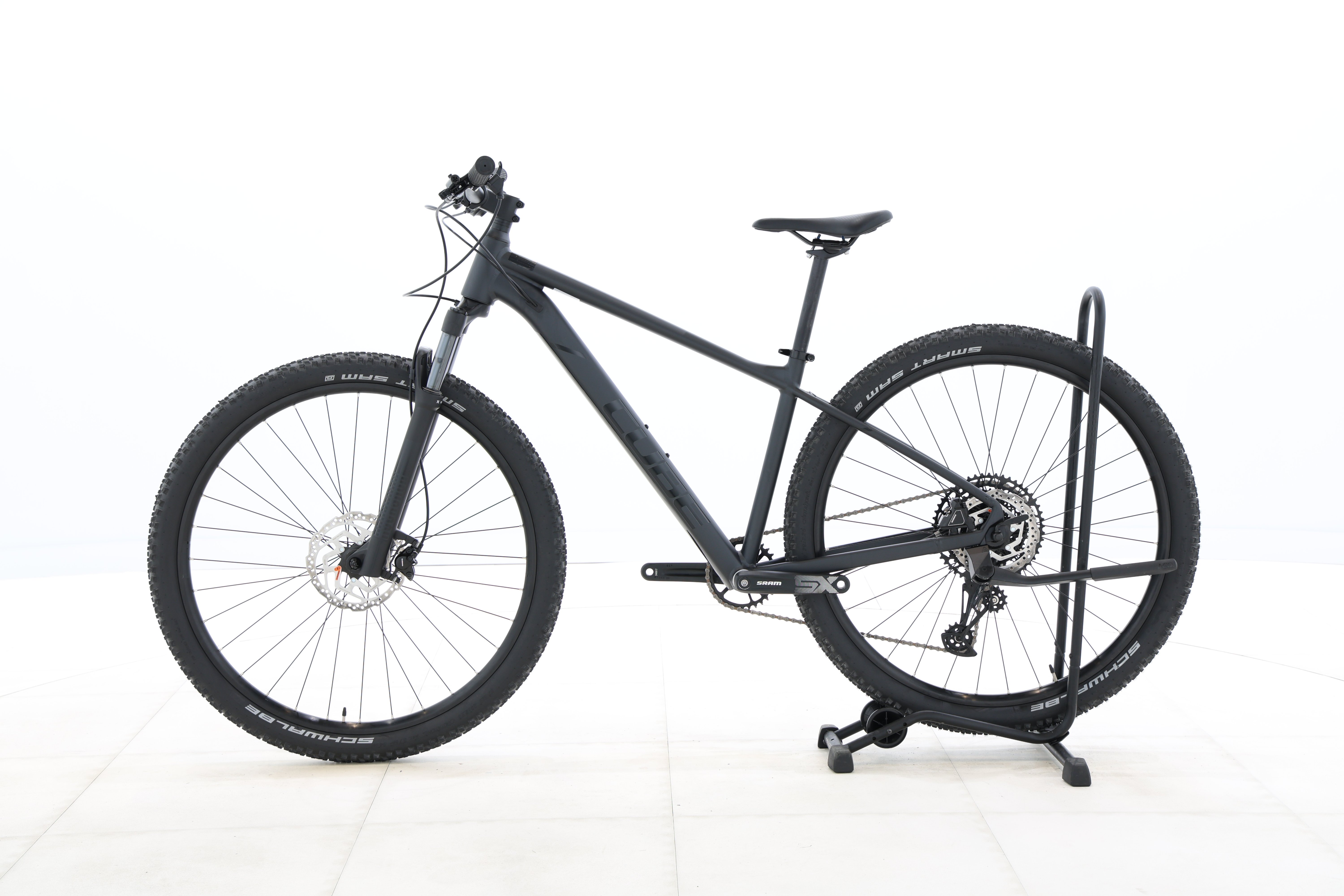 c79a08bc-b34f-4968-a2cc-2407393f2532