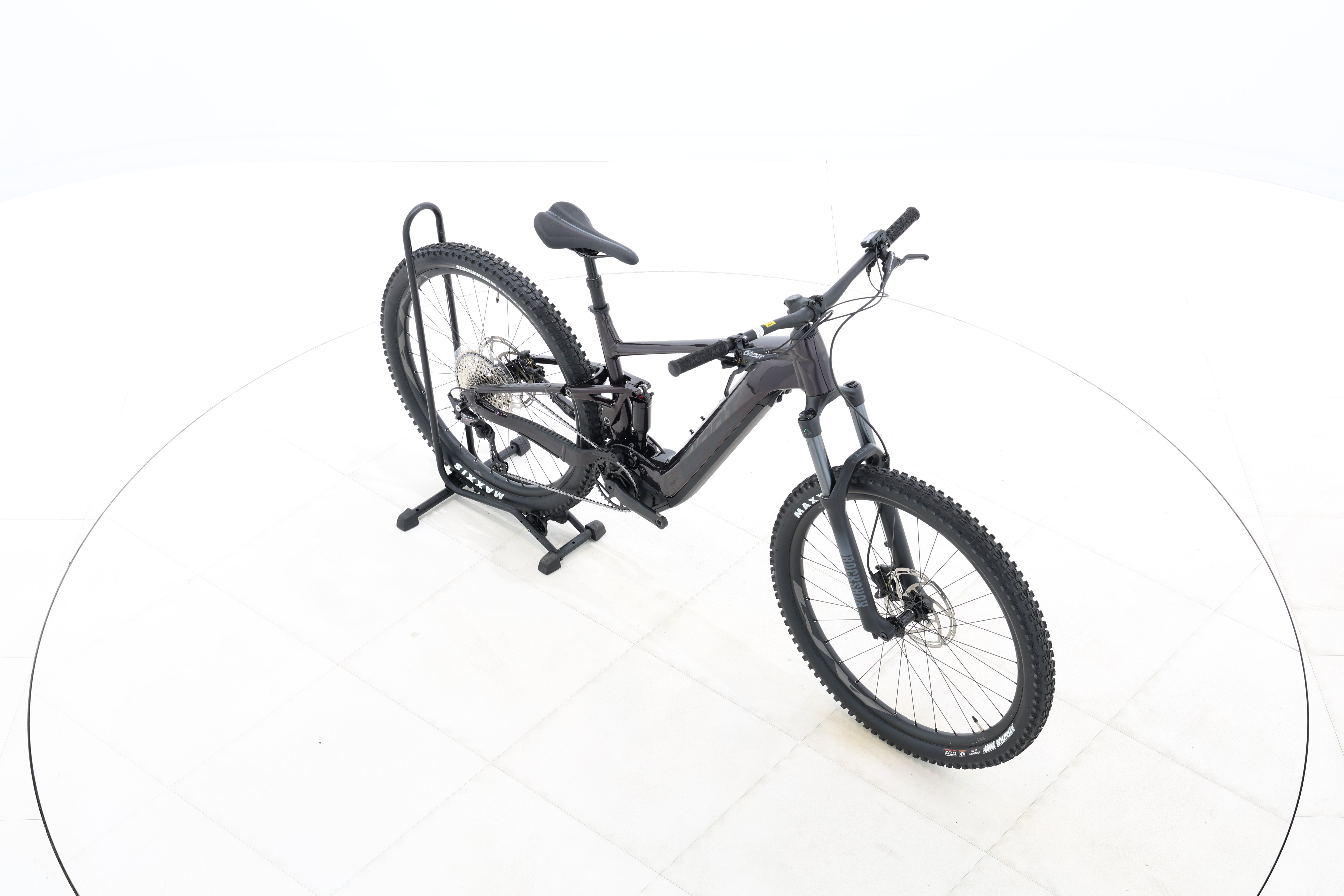 4301a2f8-4e6f-48ed-a6bc-fba8e890376c