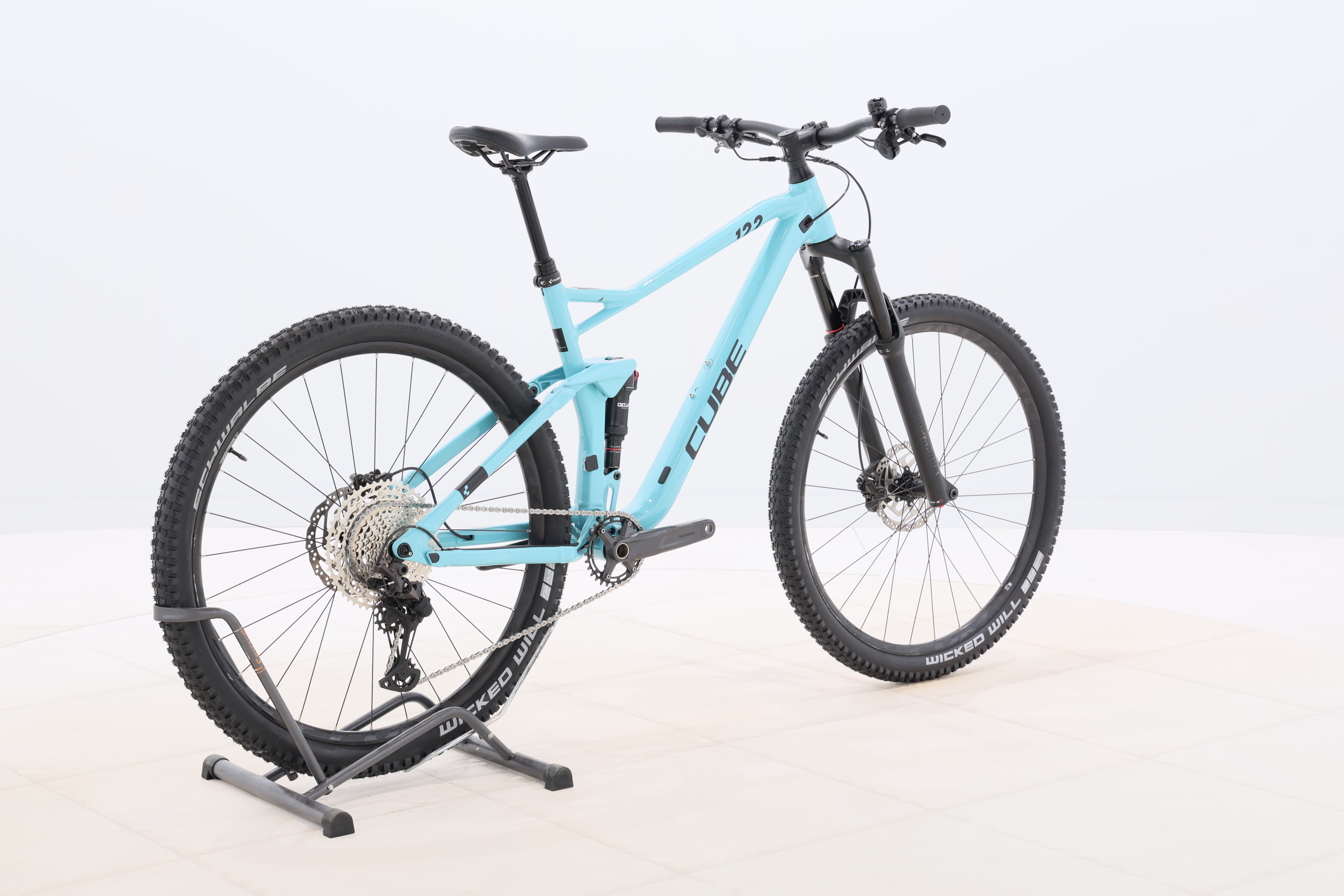 b1fd2dbd-cfcb-4f1e-aa15-6d3dac7bd38c