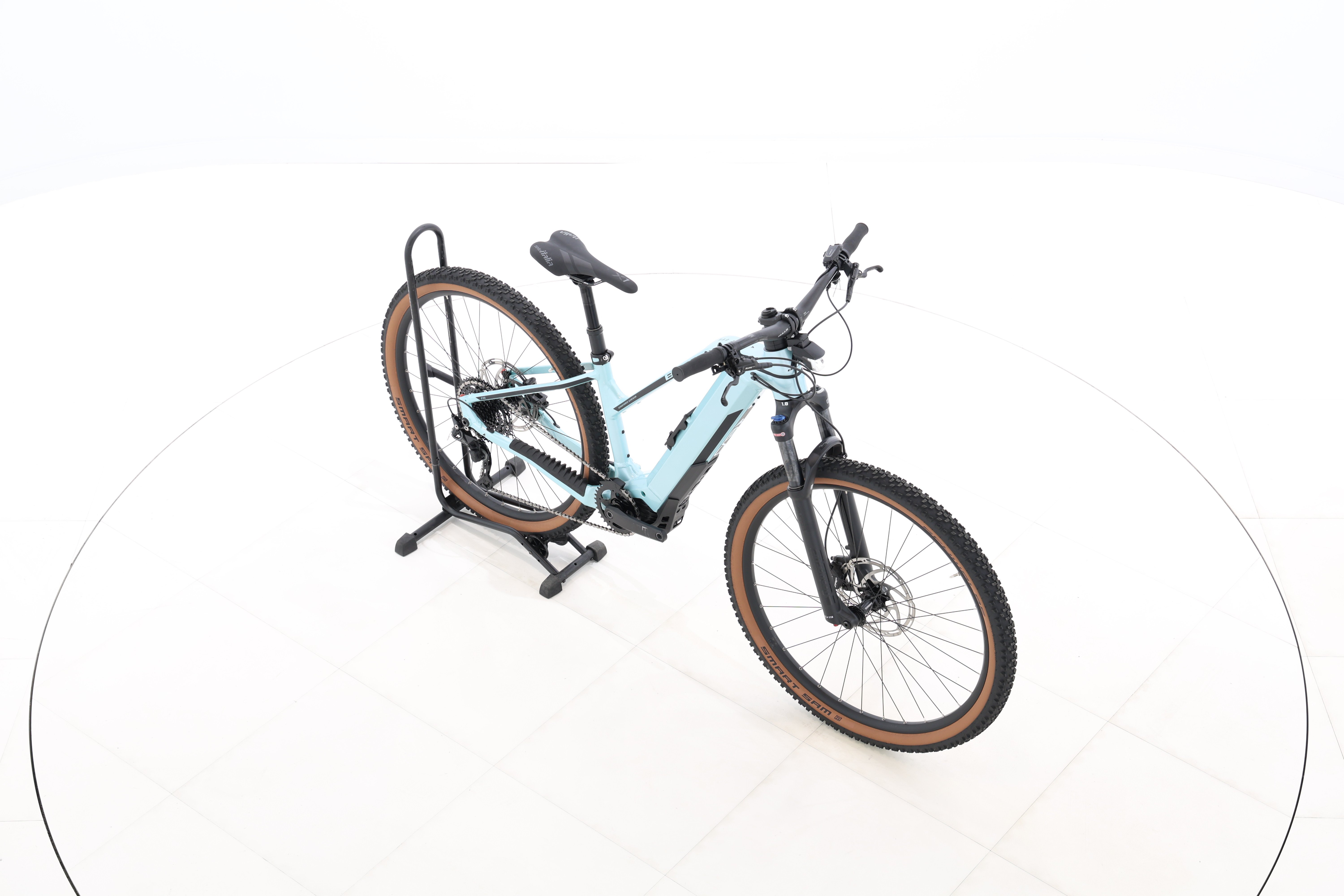 7c640156-f2fc-4d1c-b2d0-c73b09629a18