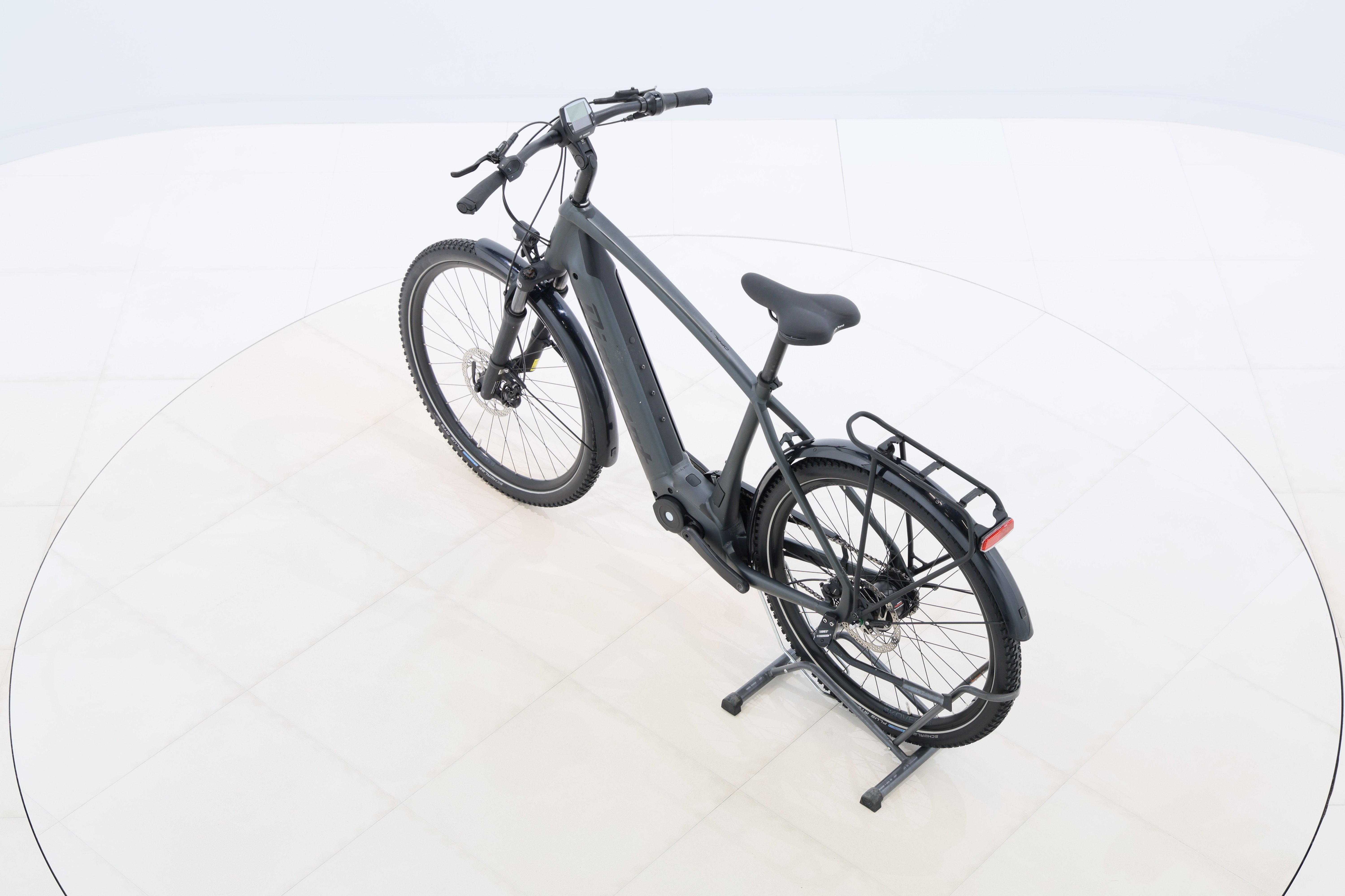 0563b0c3-27a9-452c-996b-8cd249969f84