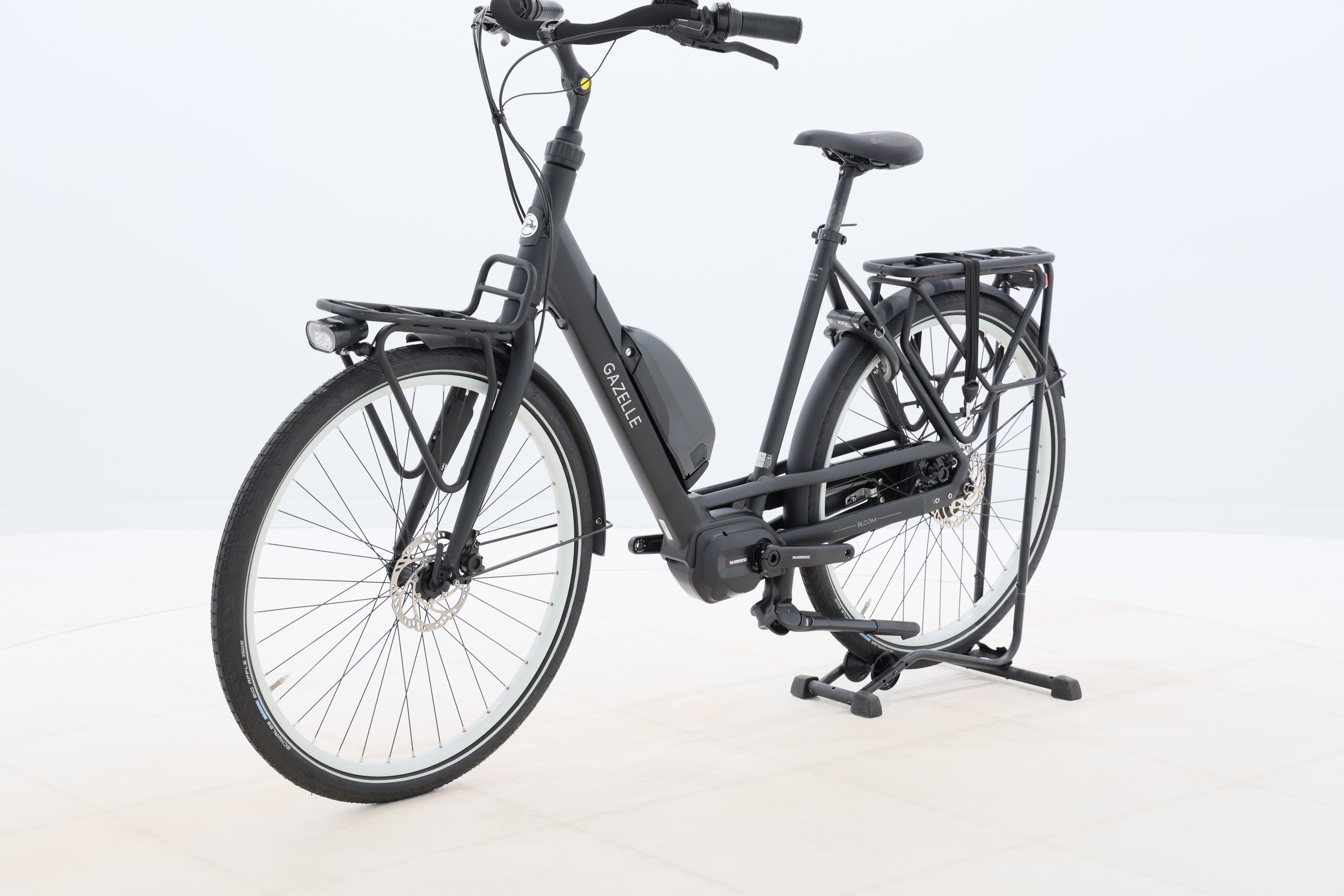 e35818a0-0ff1-4f24-9958-b7605600e2ff