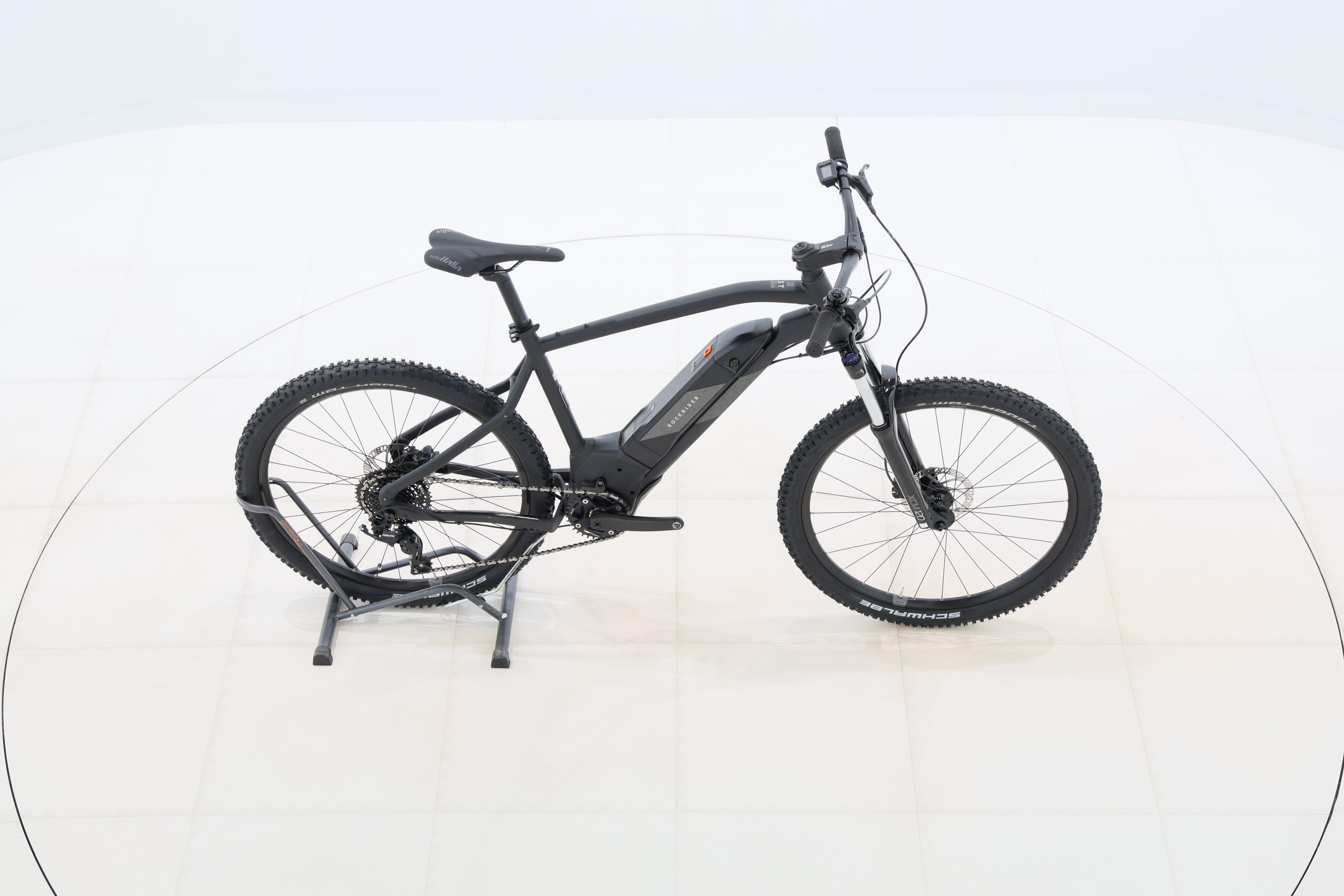 fbcc3c84-5144-4bf8-a94e-e844e84f5820