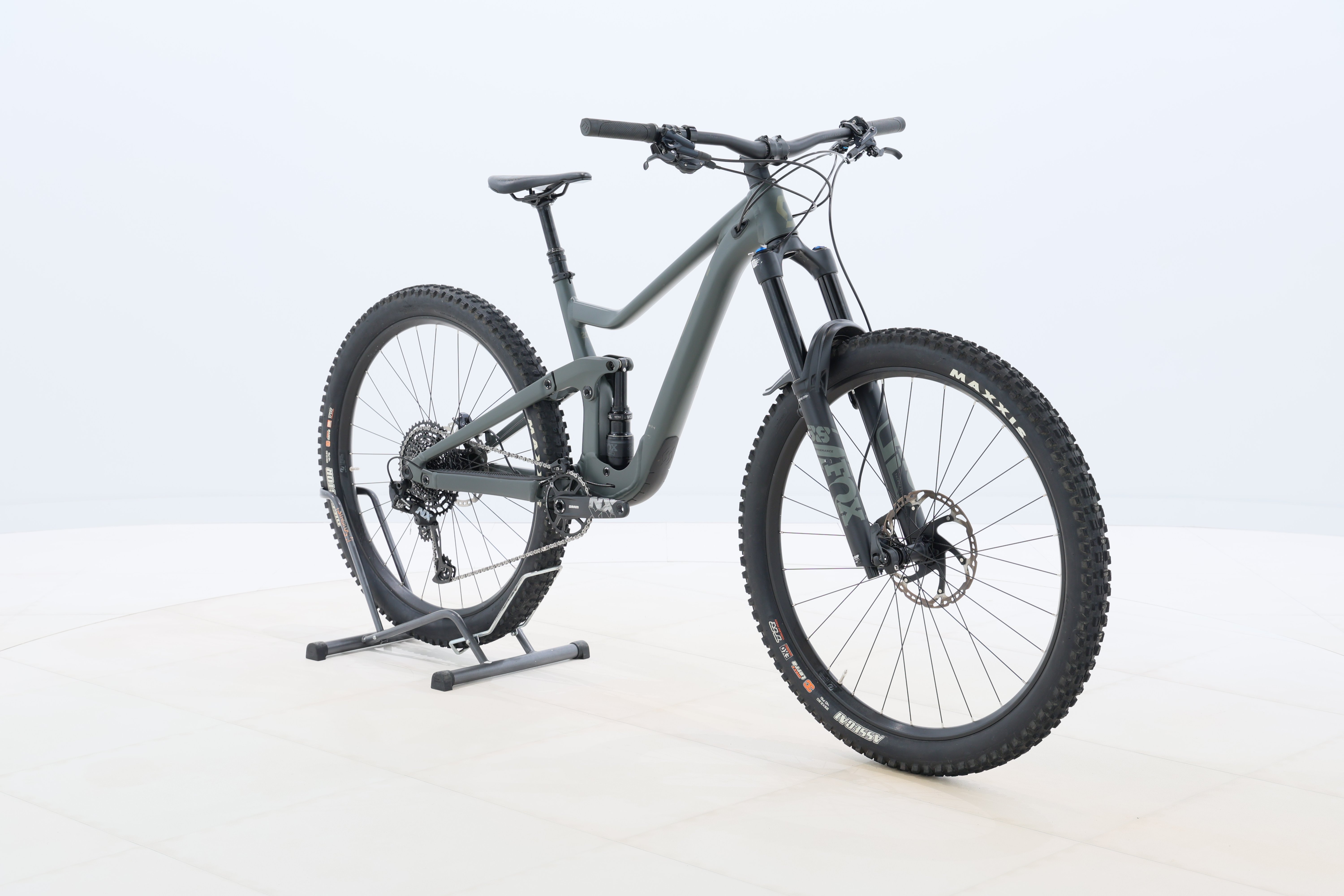 fd060d48-3f68-41e9-ae16-d60e9378068a