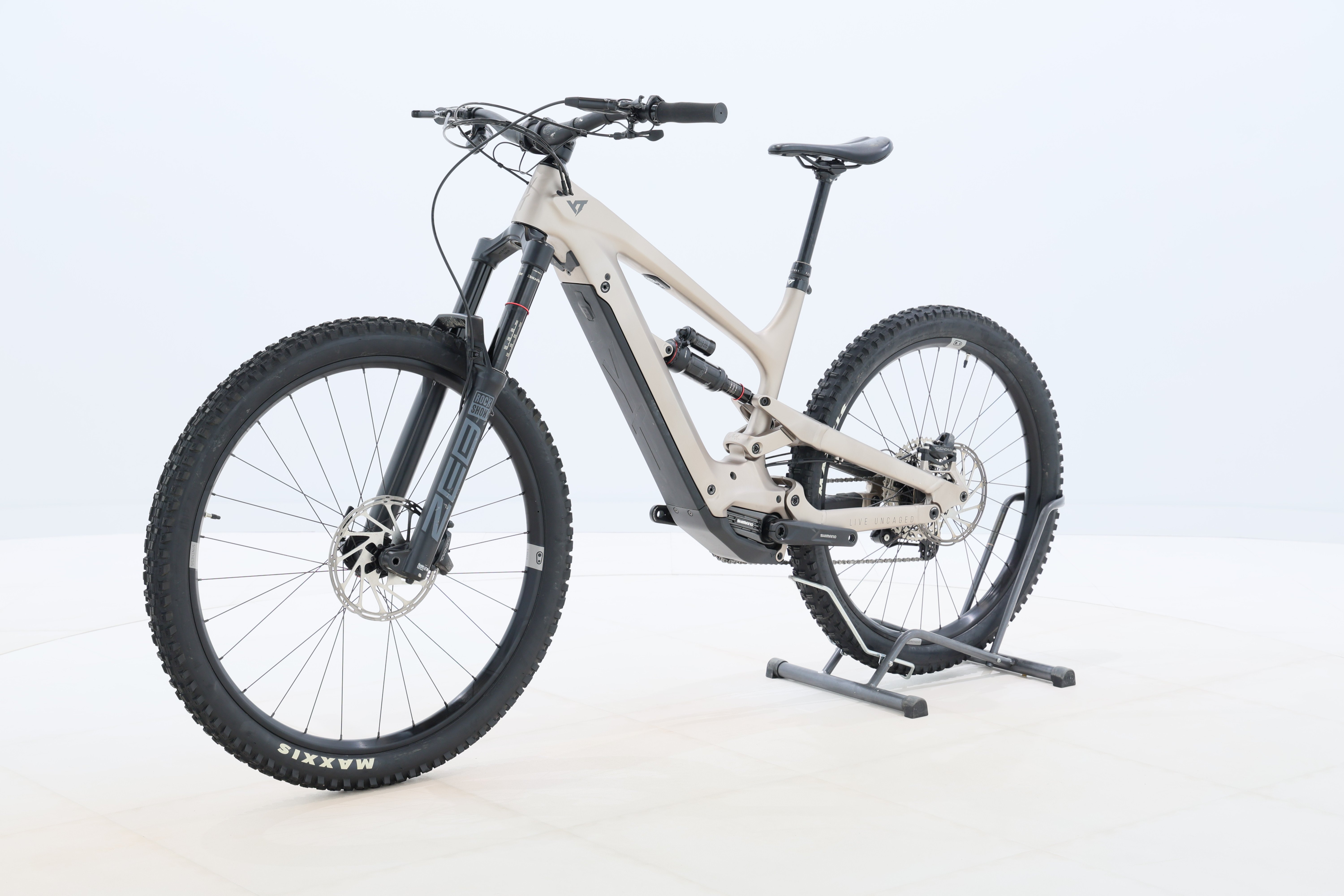 c1889fab-65b7-40ea-b45a-9849b86570c9