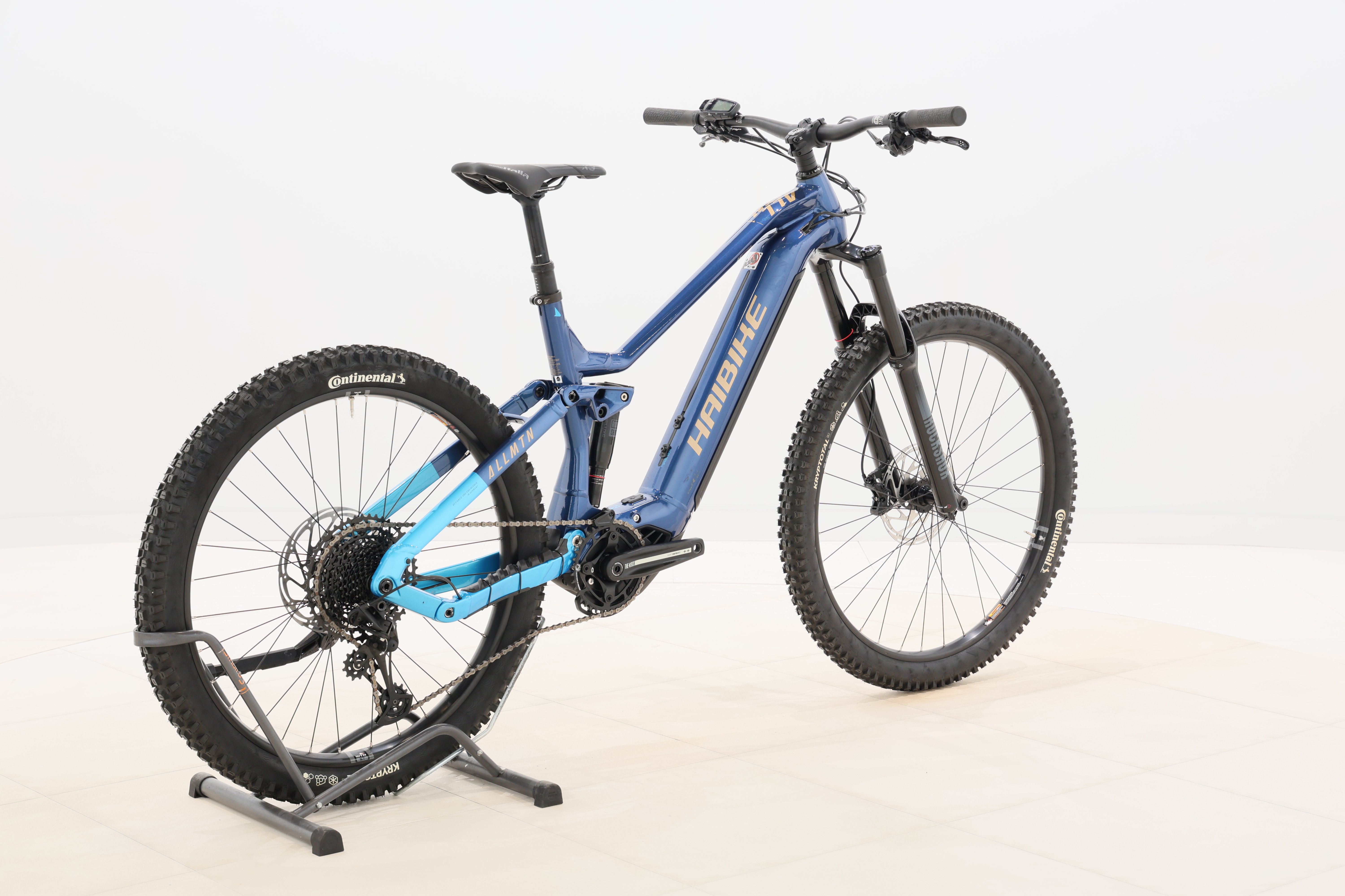 873cf398-367a-423f-8b85-95e617965a84