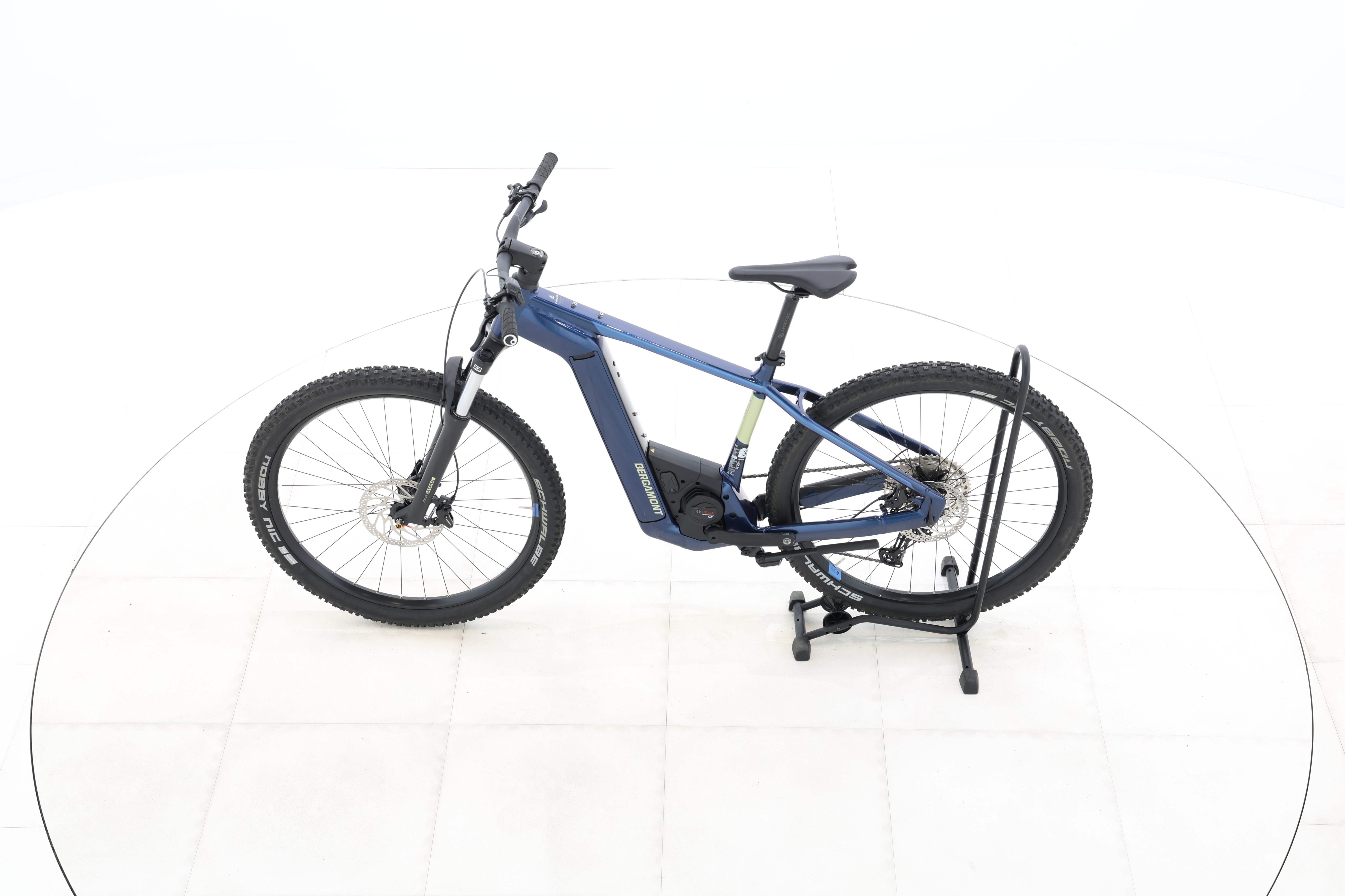 ab986cd8-3359-4586-8fa3-7570cc4af4f0