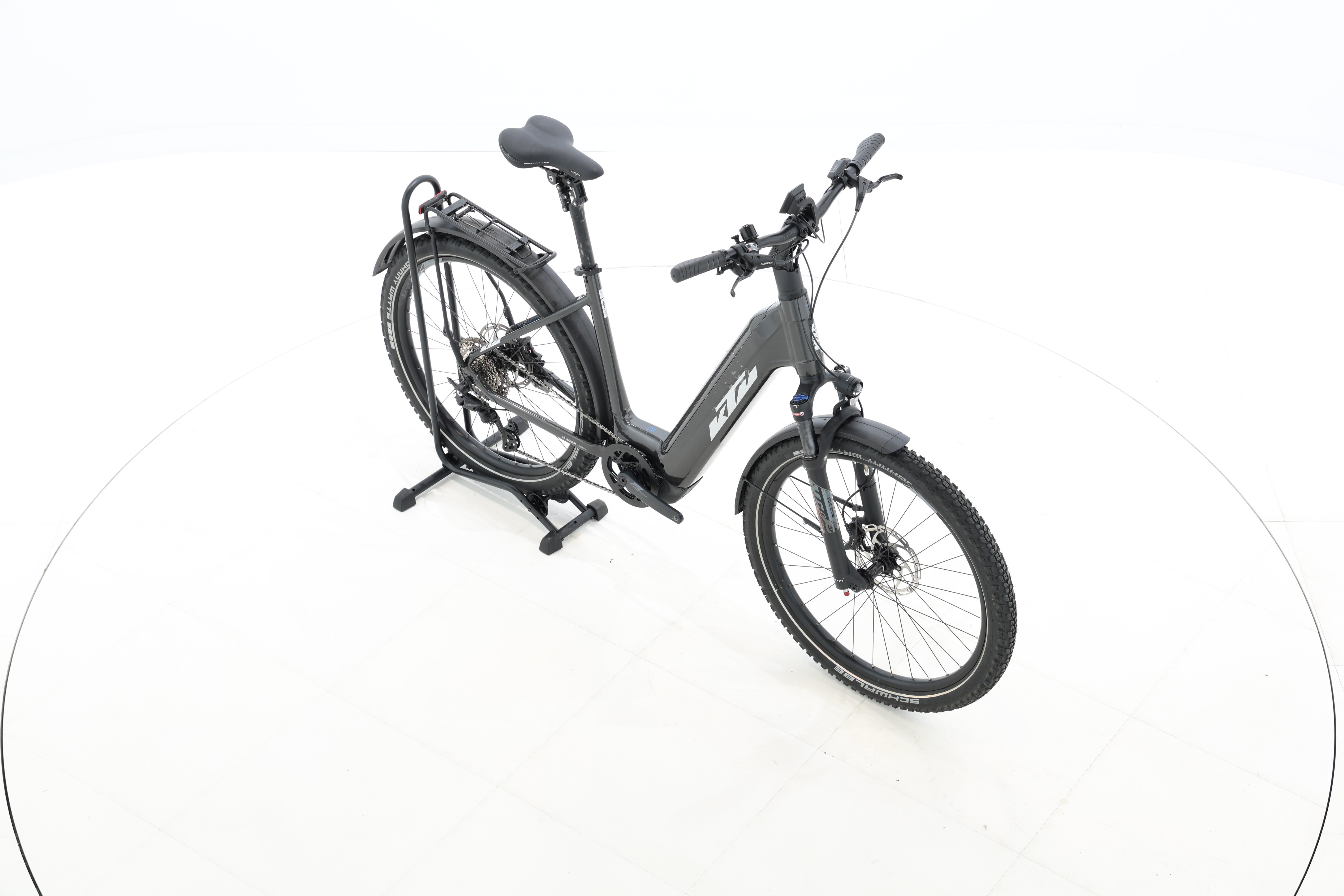 00e3e156-aabe-459a-8f47-12d469cbb59f