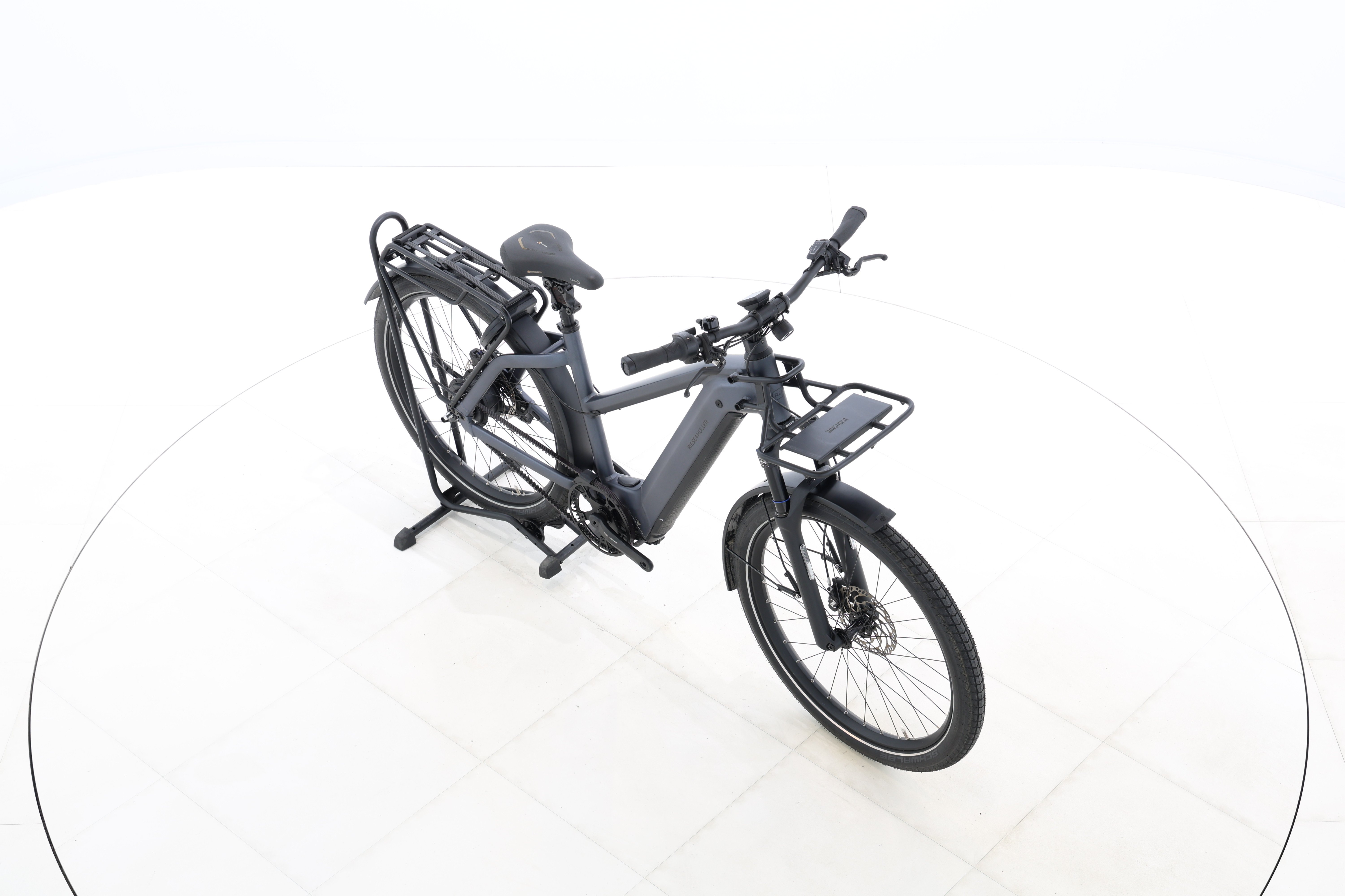 91b5b19f-724e-41a2-bdf1-594204d84881