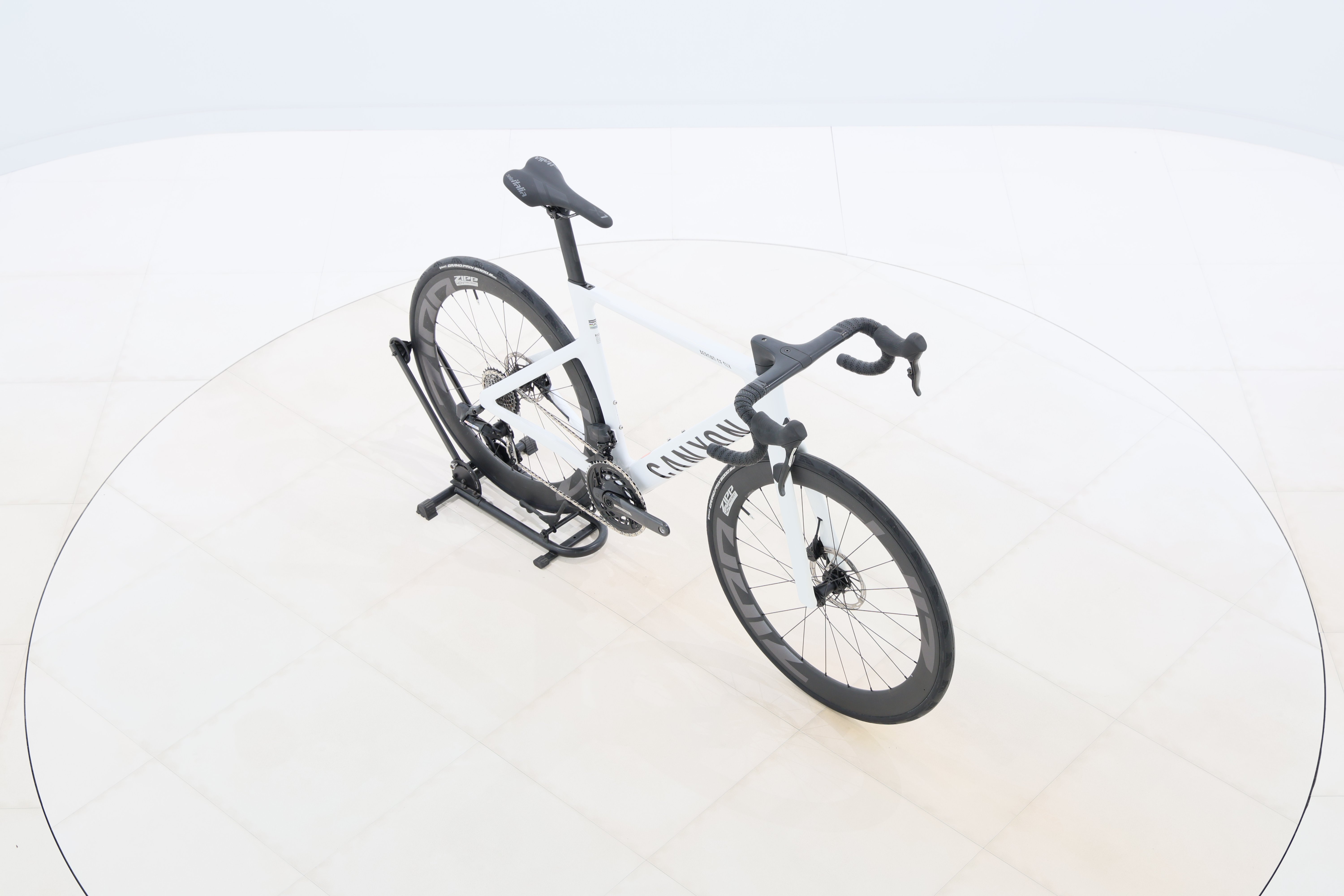 ea64de74-9a7d-48e8-9afb-611ec0bda349