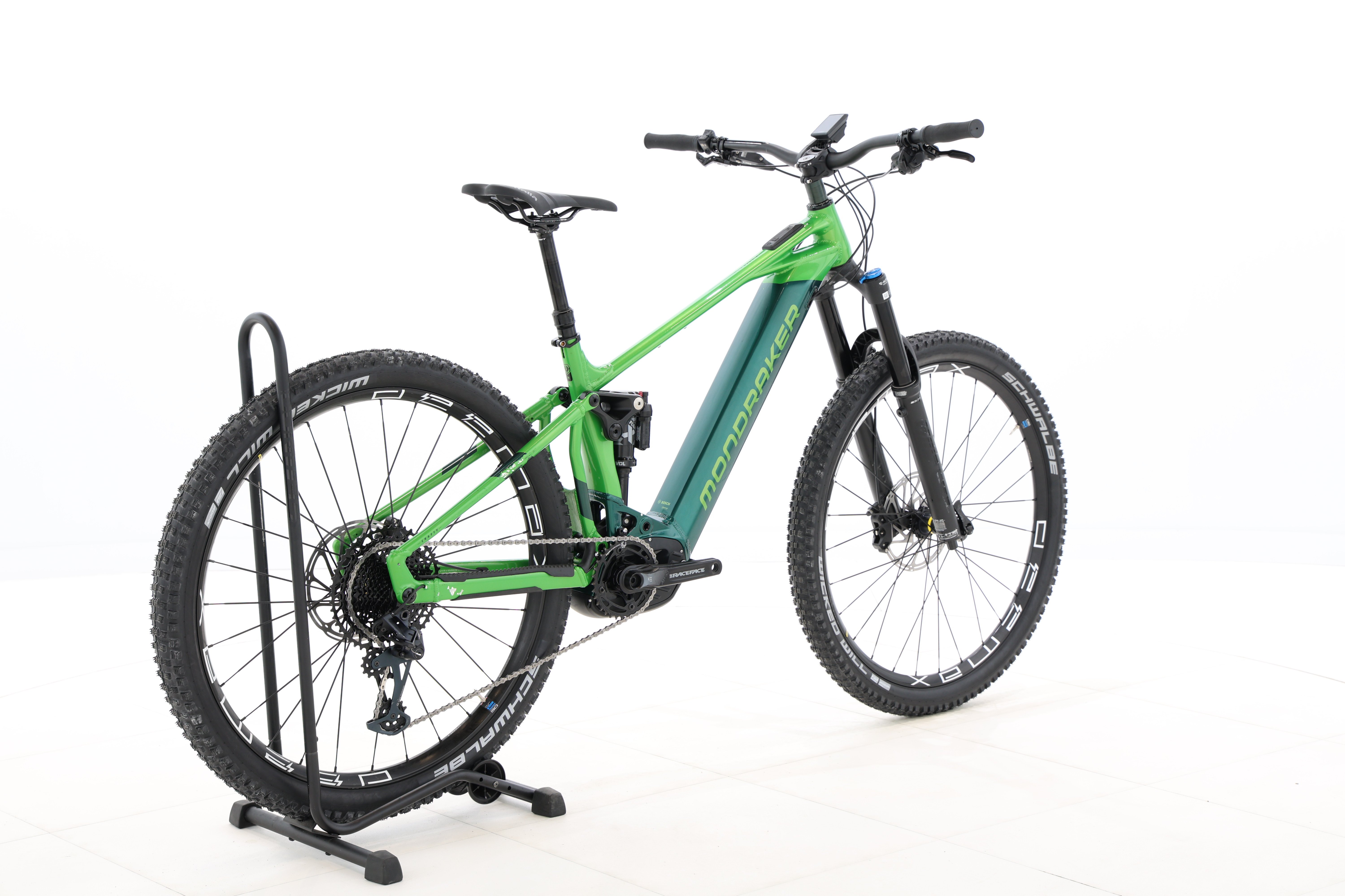 c7b0b59e-87f8-4b6a-9d02-e508e0538b9a