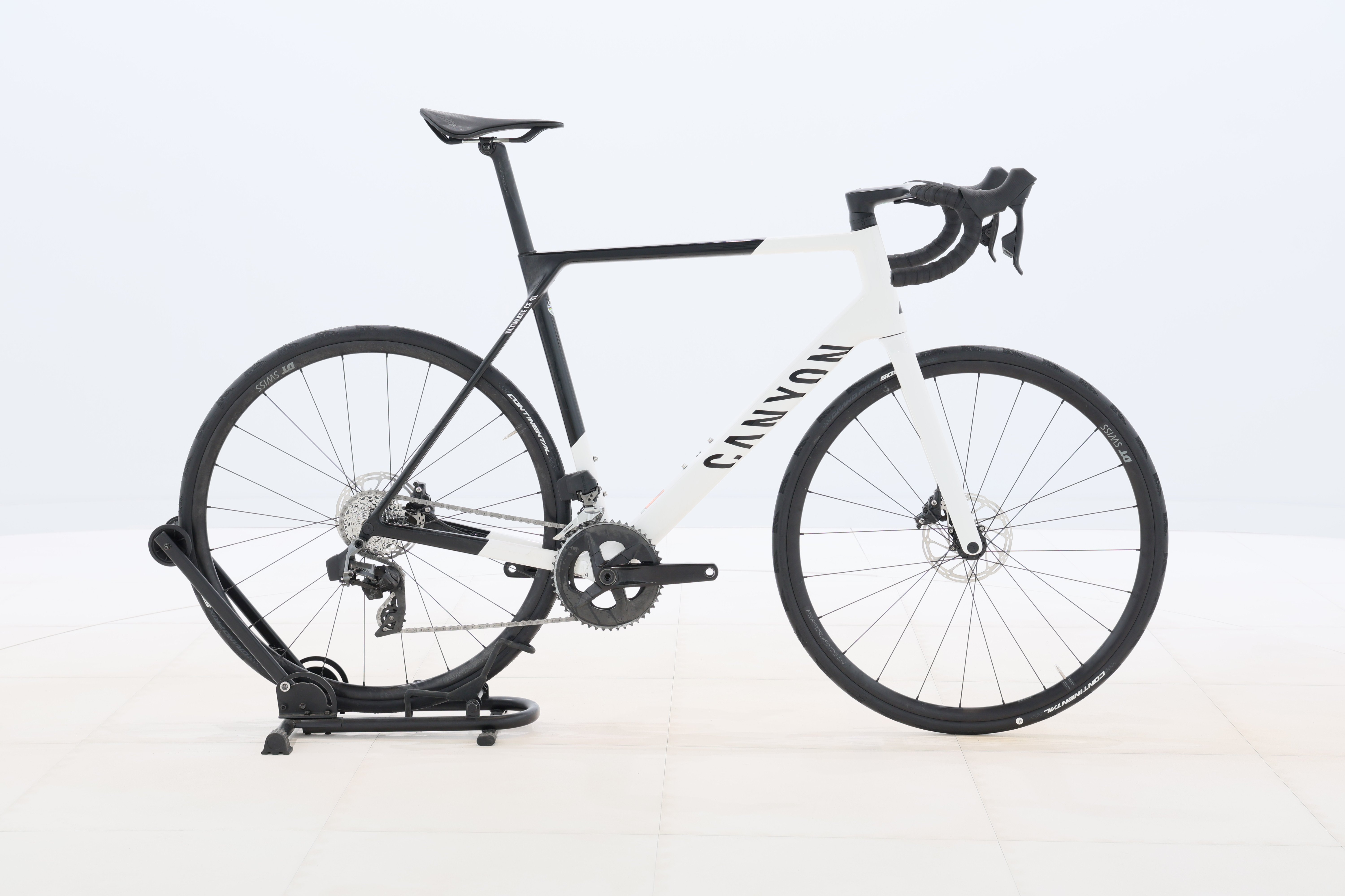 b9e3d21c-6c4a-4616-a6c2-825269287571