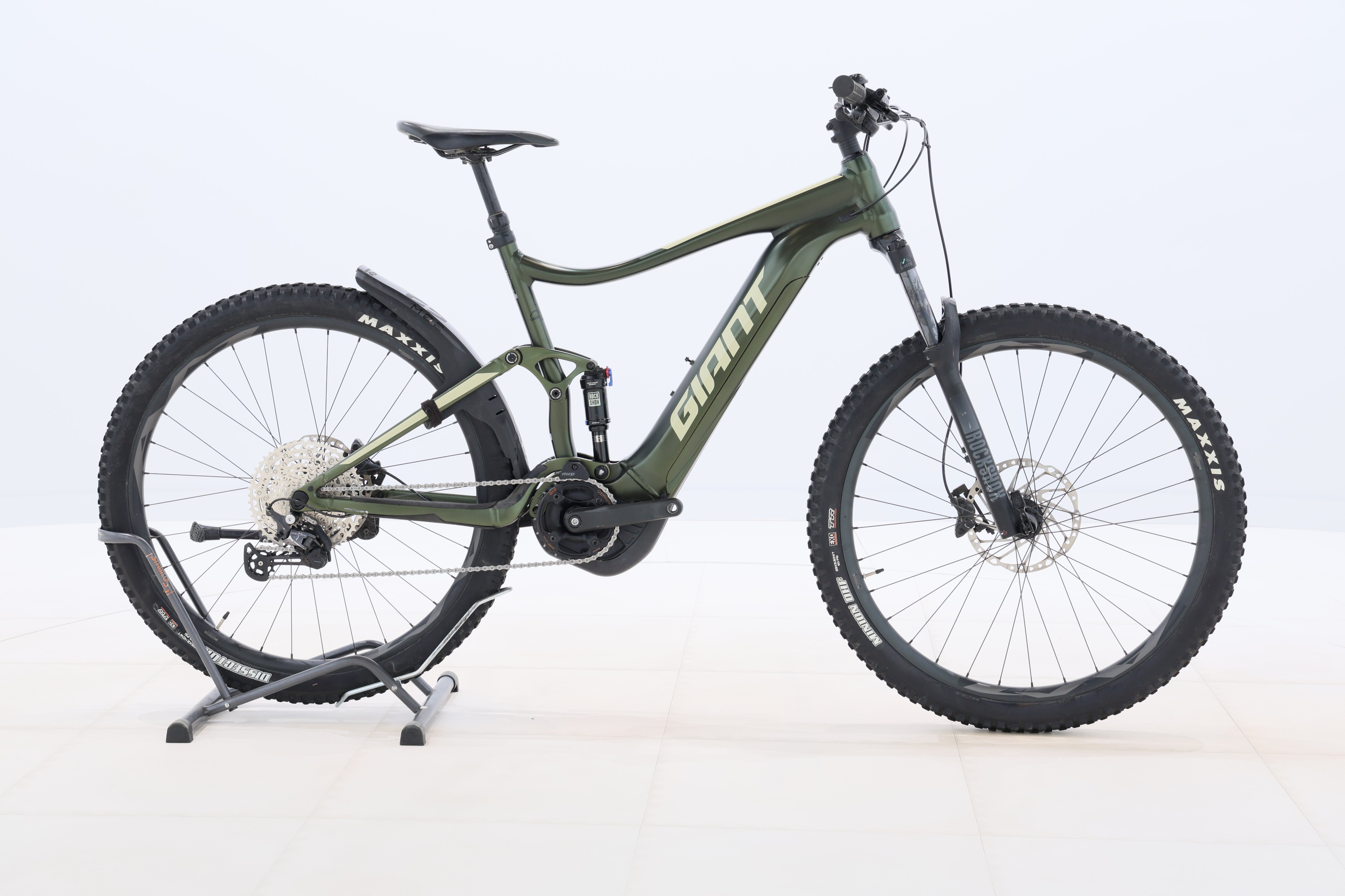 f53cfc01-39fc-4929-9f60-d22d7892572a