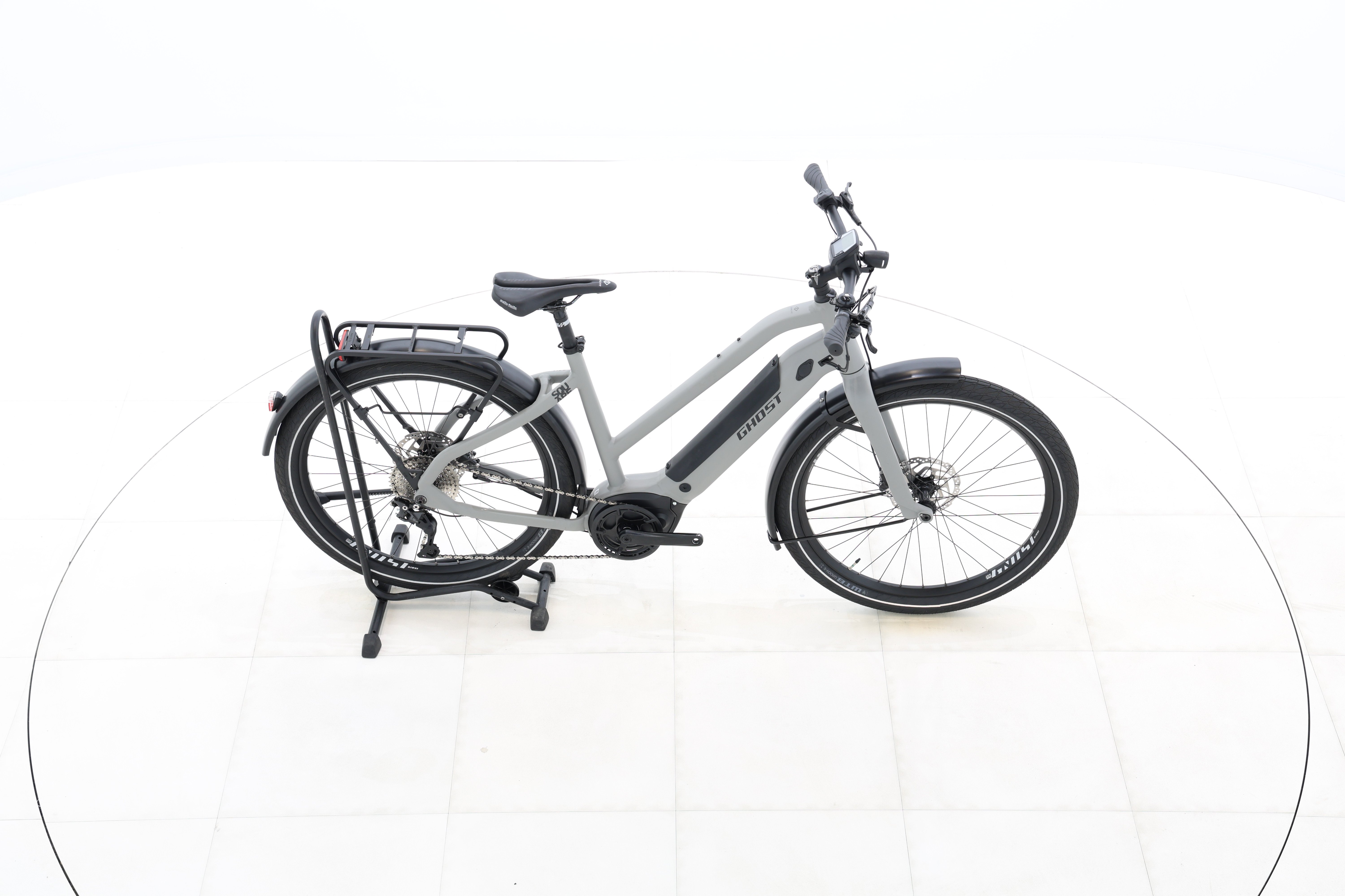 e983a4d9-074b-442e-990f-5918de71f752