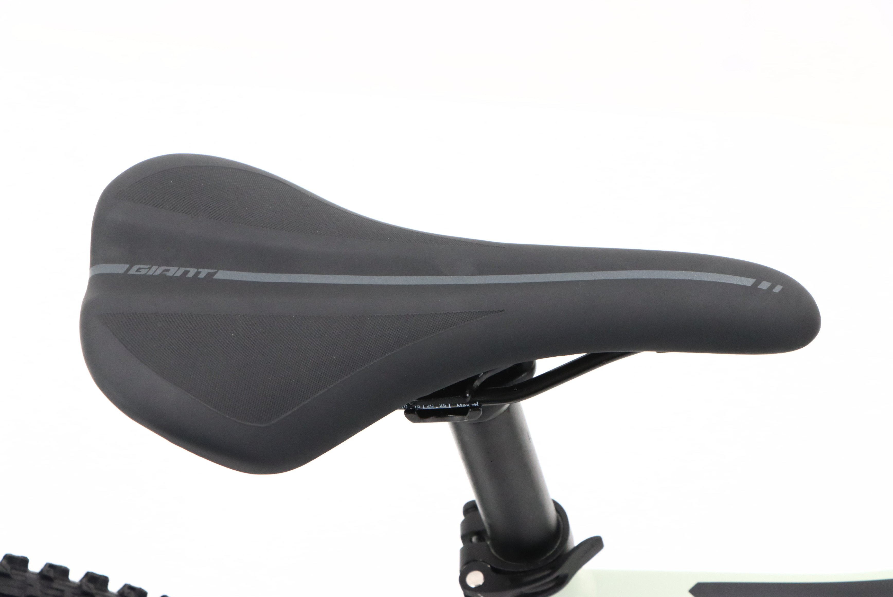 f112af0b-0899-495a-bb33-820cf37f6a37