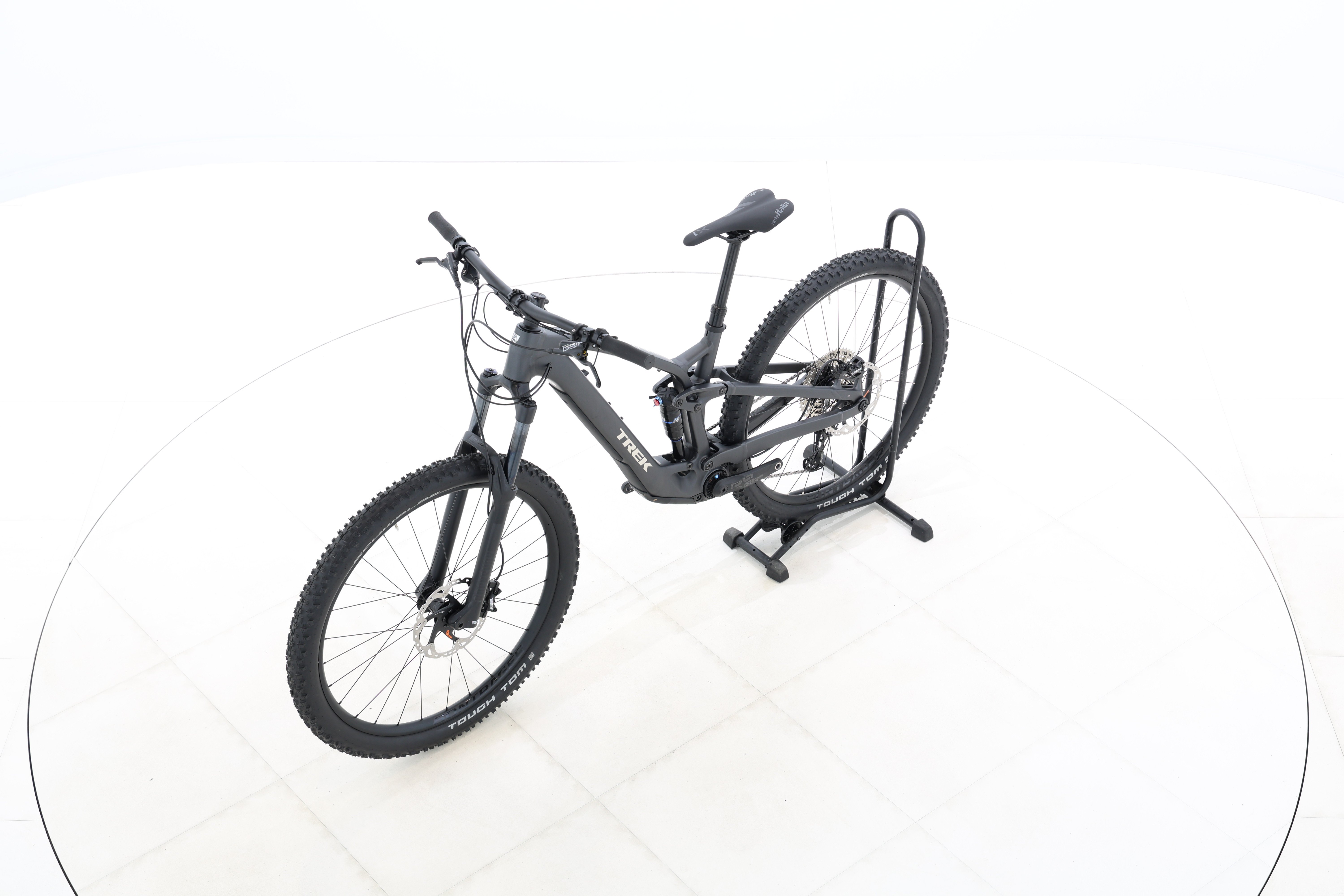 ef57b725-b4b1-46ec-baf4-9b12ca83bc18