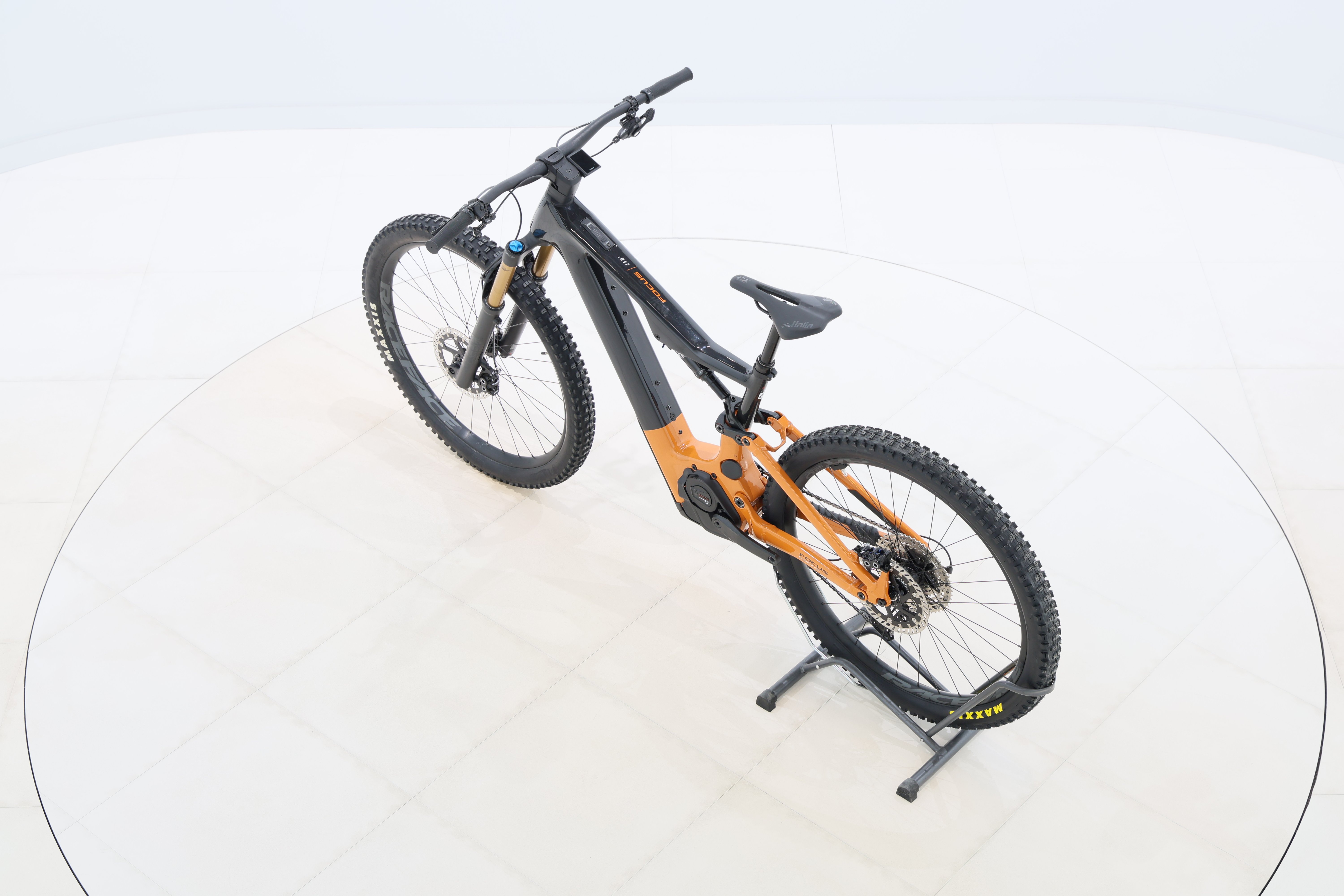 9fbd8f39-88d5-480e-a41a-9e5a1b50f968