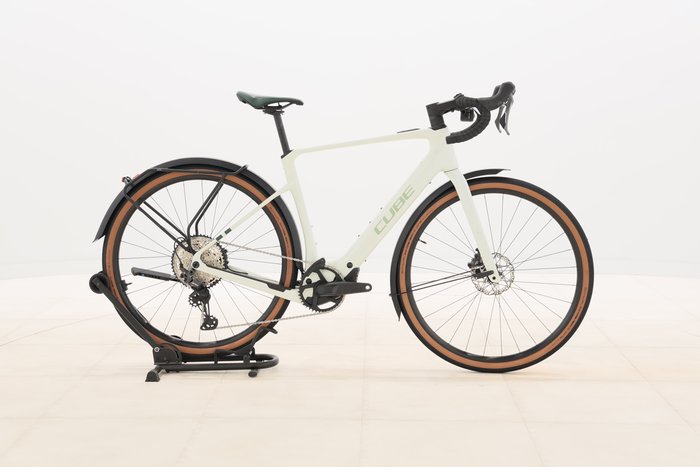 Cube Nuroad Hybrid C:62 Race FE 400x 2025