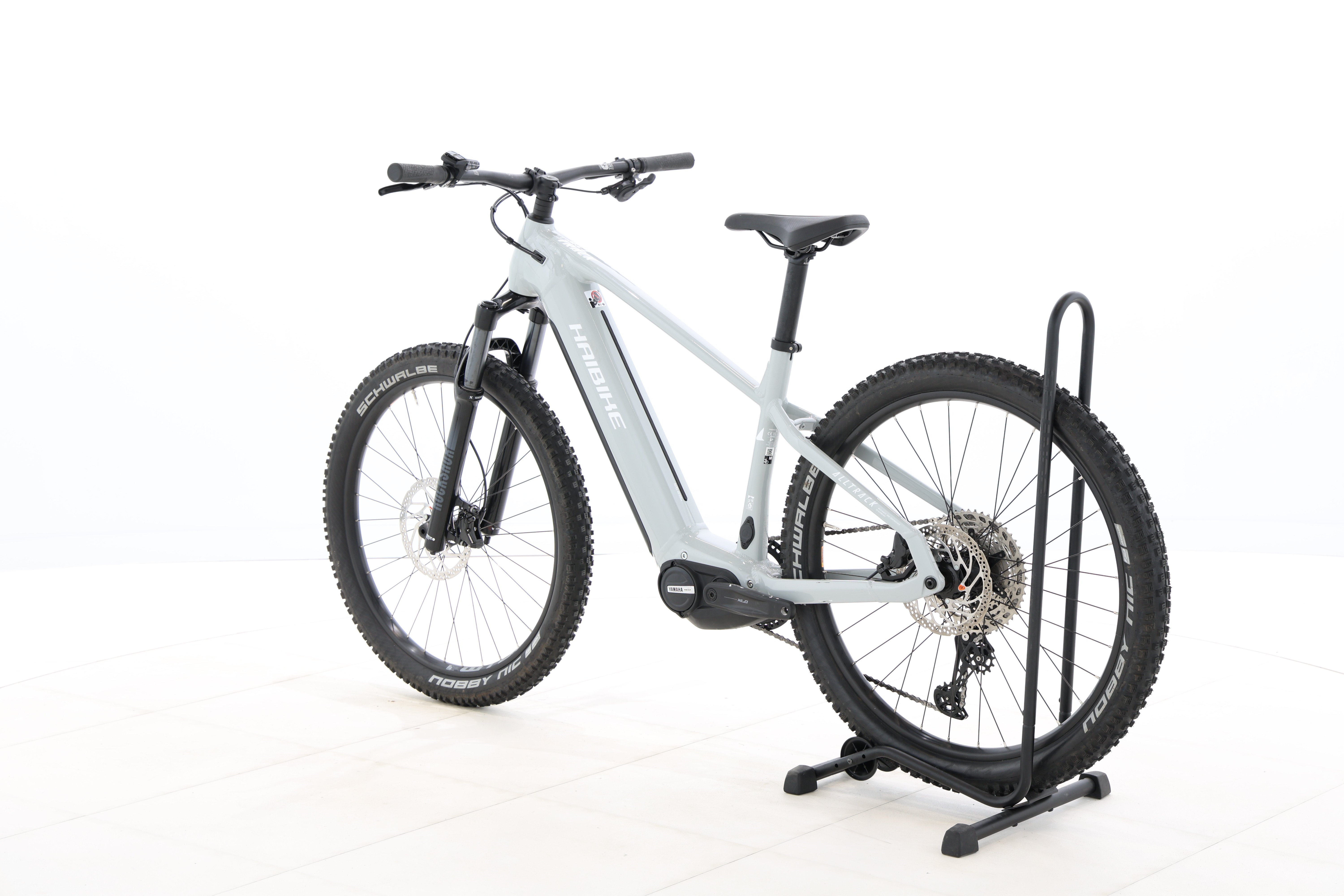 179d83d6-fe05-4cfc-ad61-eb822eea1869