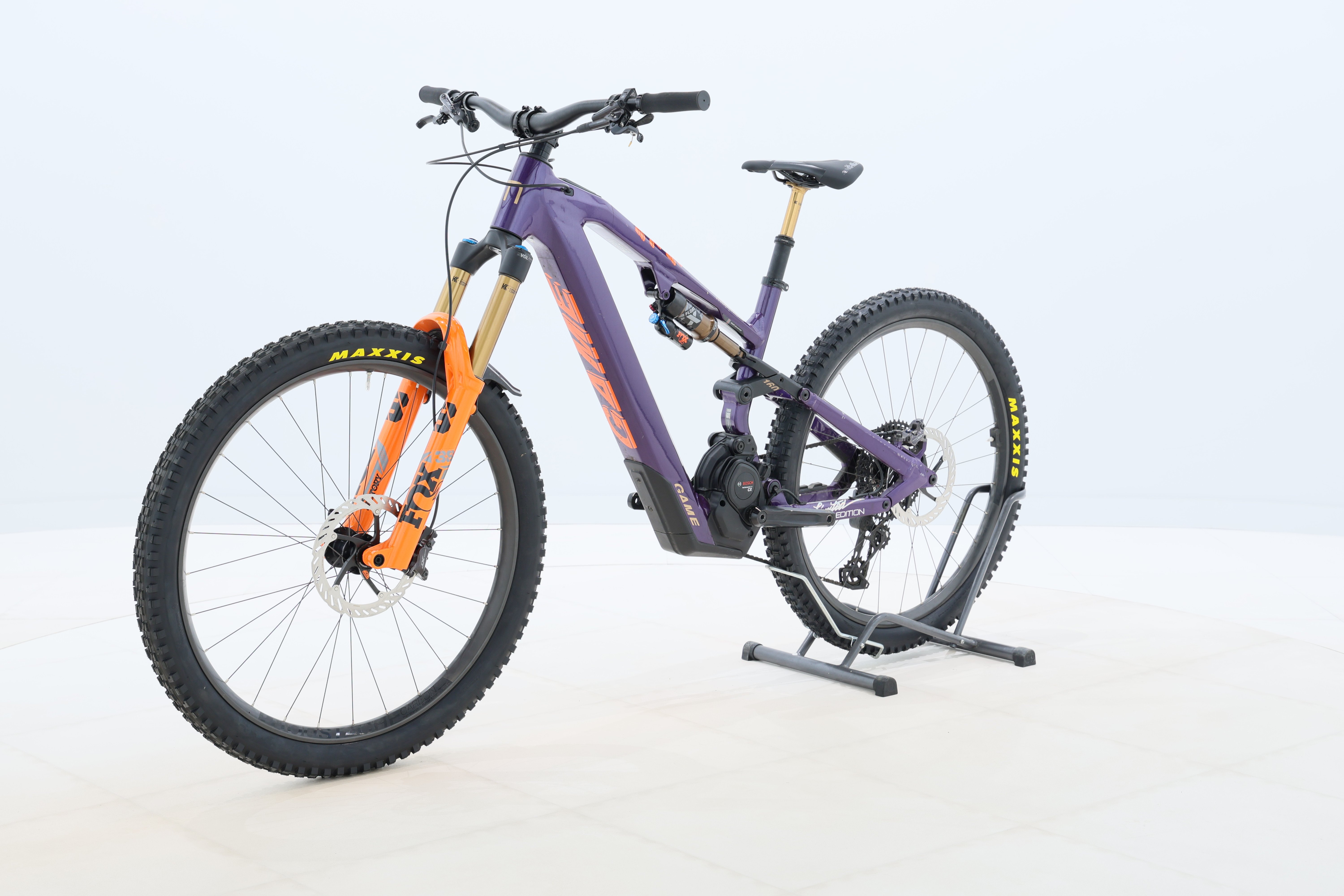 ad5205ec-87eb-4a74-9f97-83548340829e