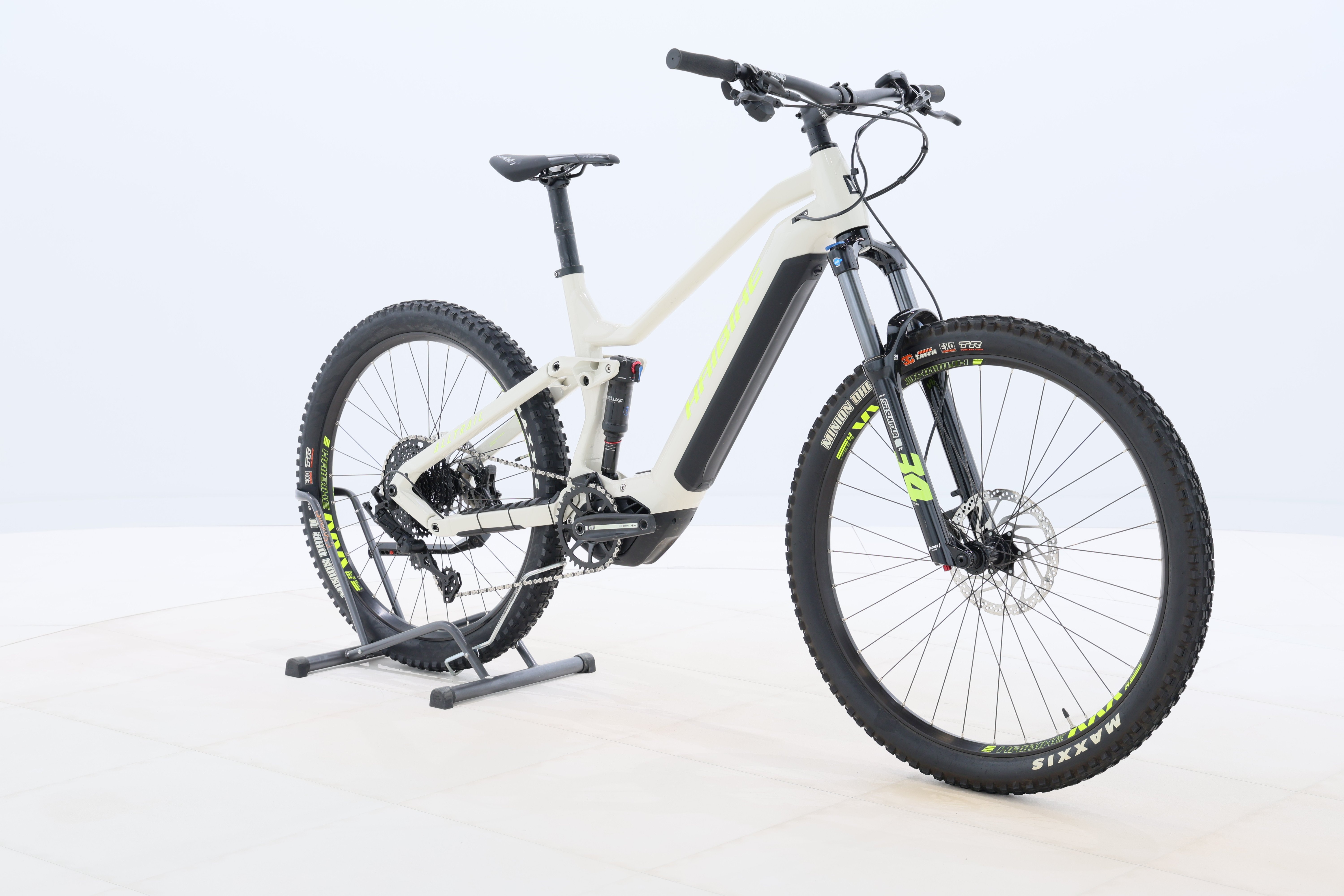 2997d9c9-35d4-4e76-9a26-abb4ad69999d