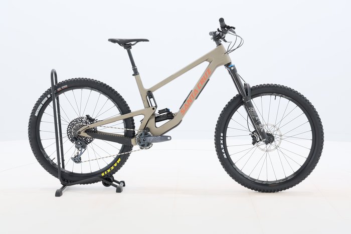 Santa Cruz MEGATOWER2 C S-KIT 2024