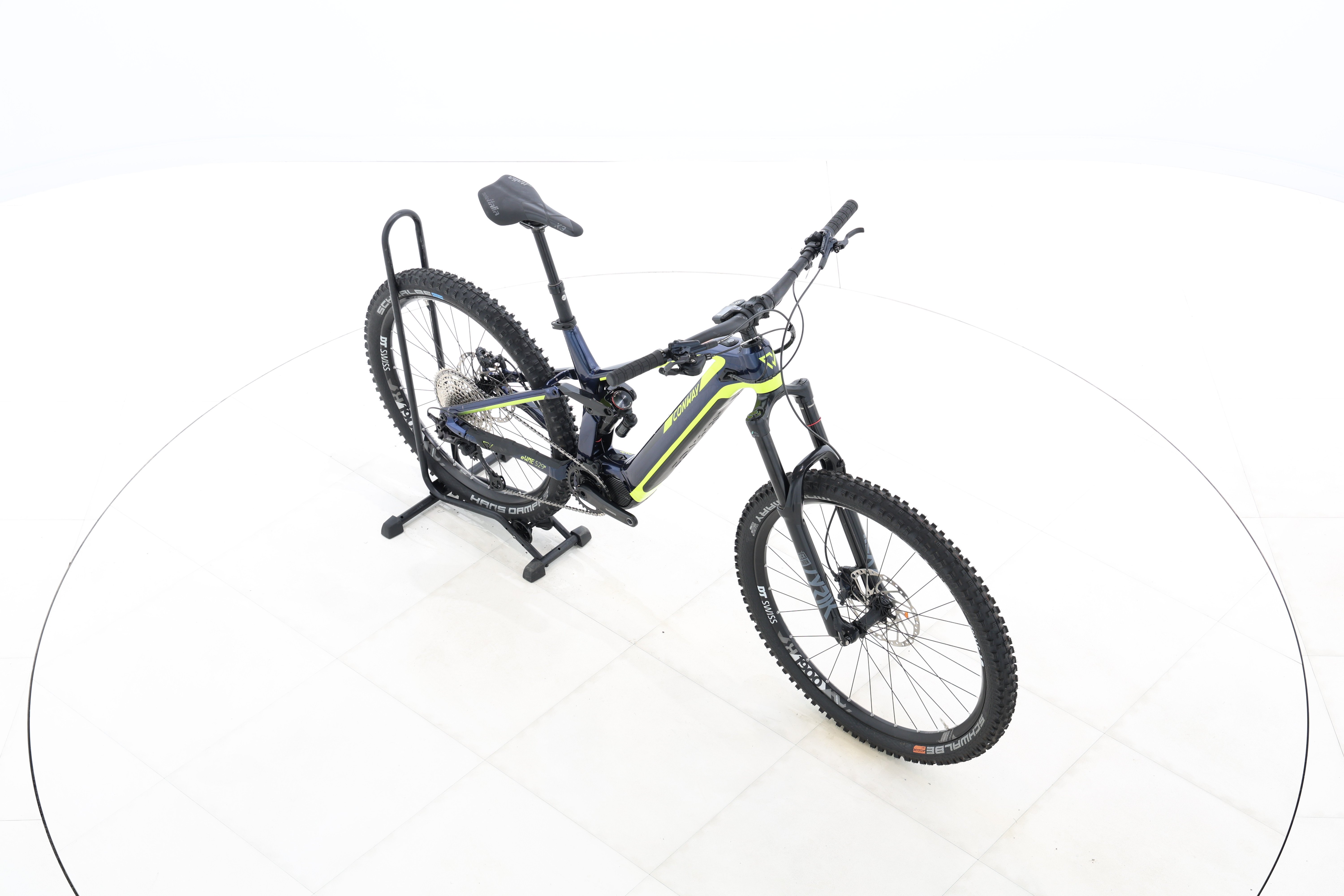 cb808bd1-a6cc-49cb-9c0b-f705fca3f327