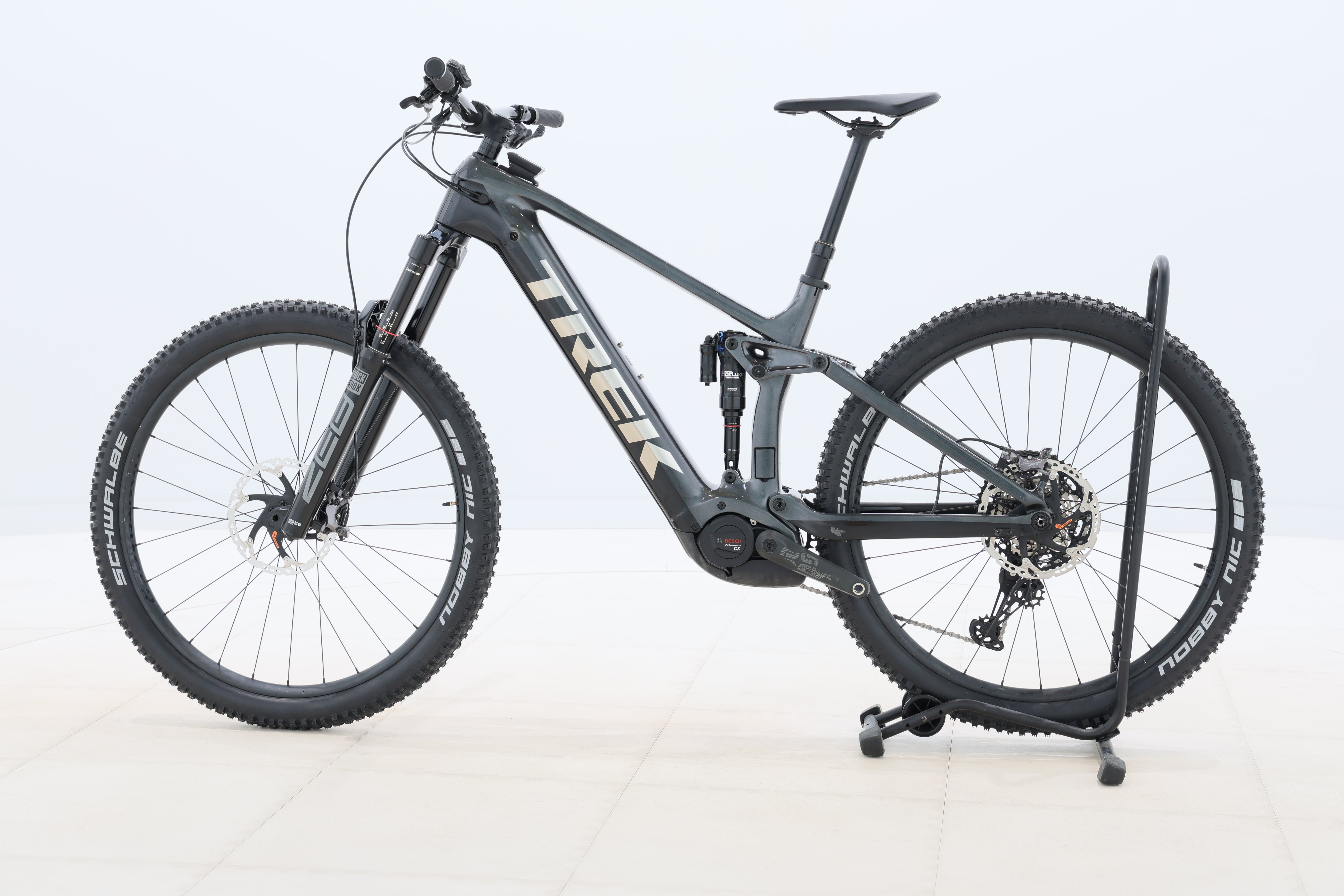 4c9cd91a-7e8c-4bb6-92e6-ae5fa1933f3a