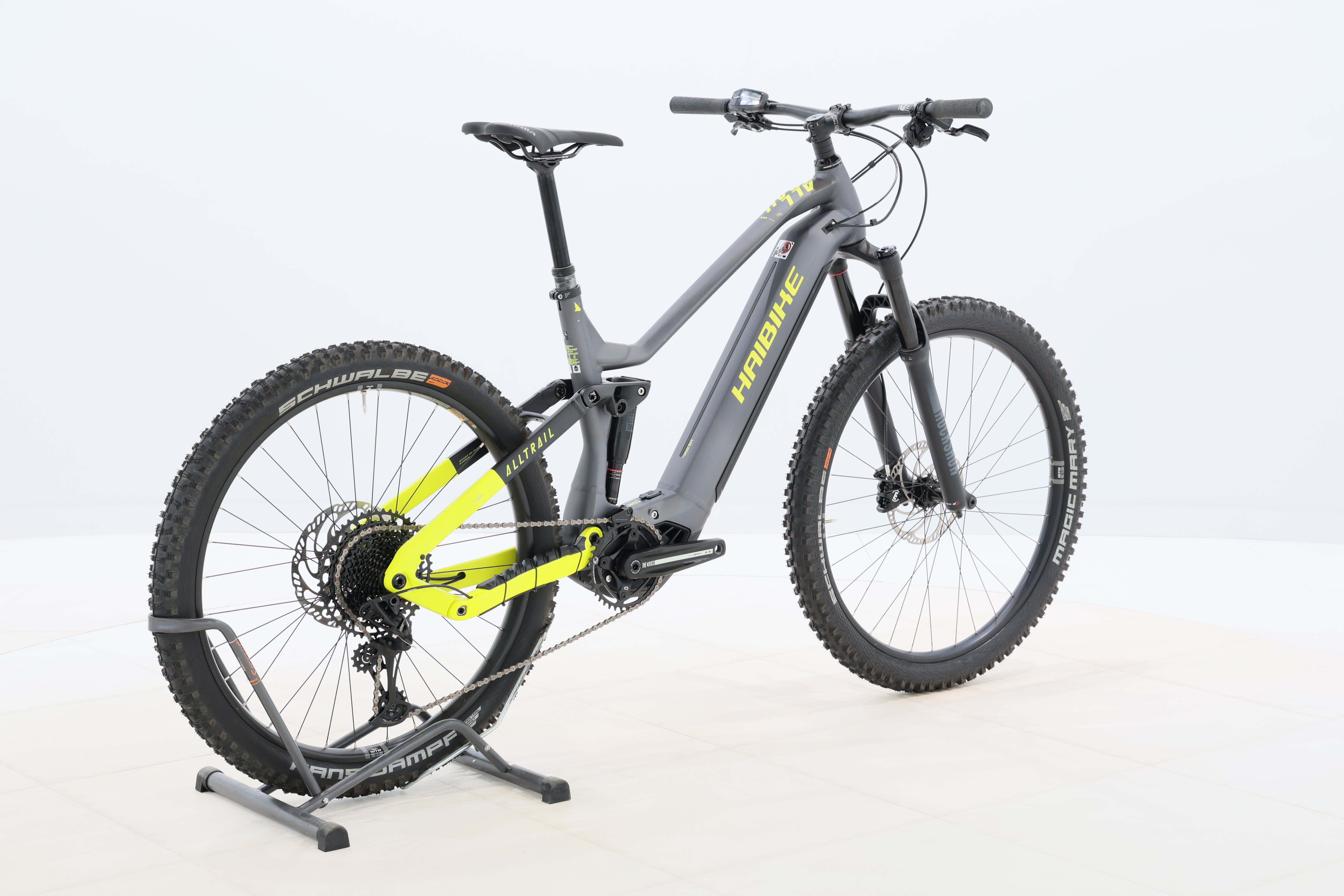 450b1831-f940-4237-b6d2-ba920a7a2512