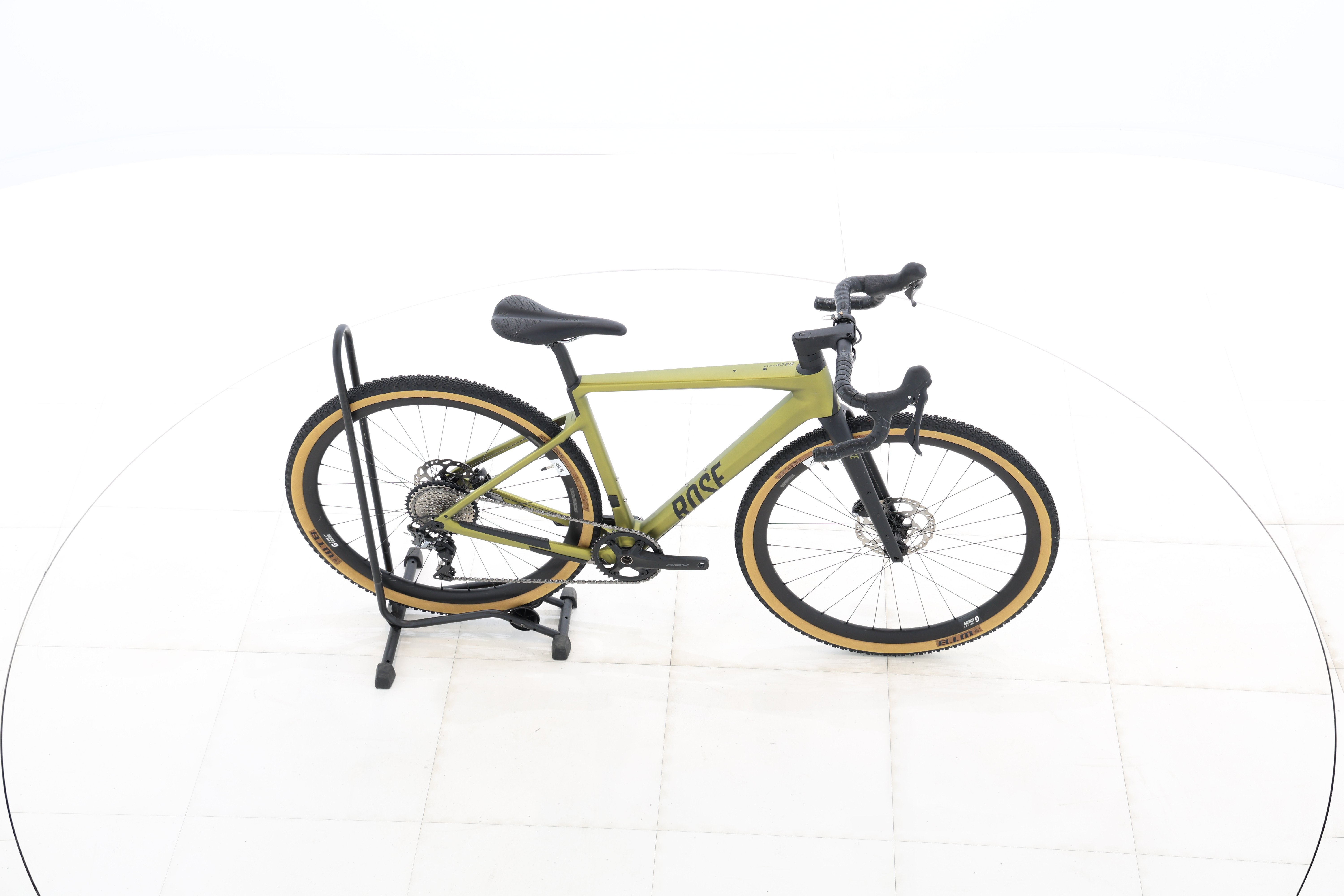 28129477-9b2a-44b8-9e29-69c7ce59c022