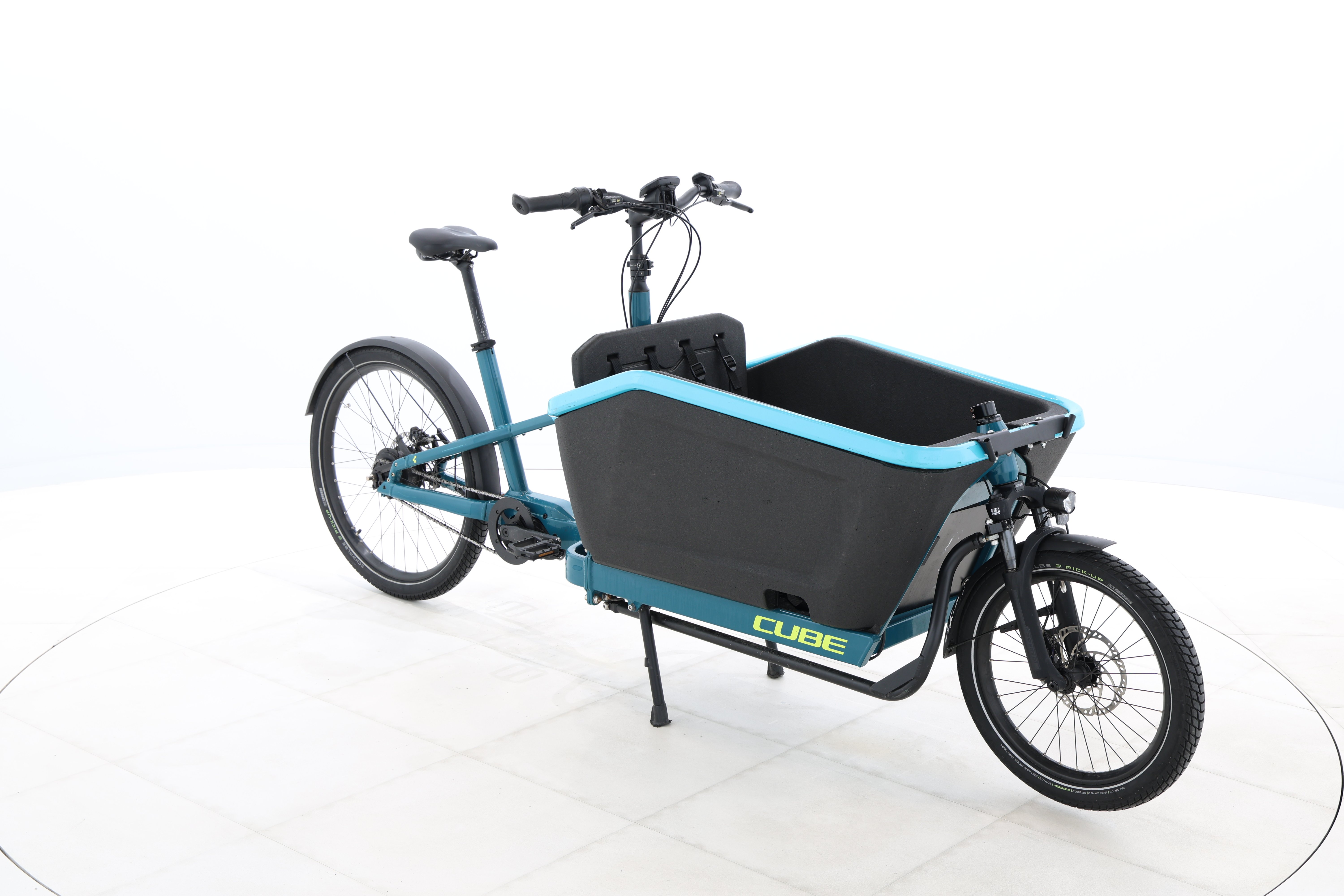 f2f43f4b-dc17-404e-b8a0-8b9bafb3c68e