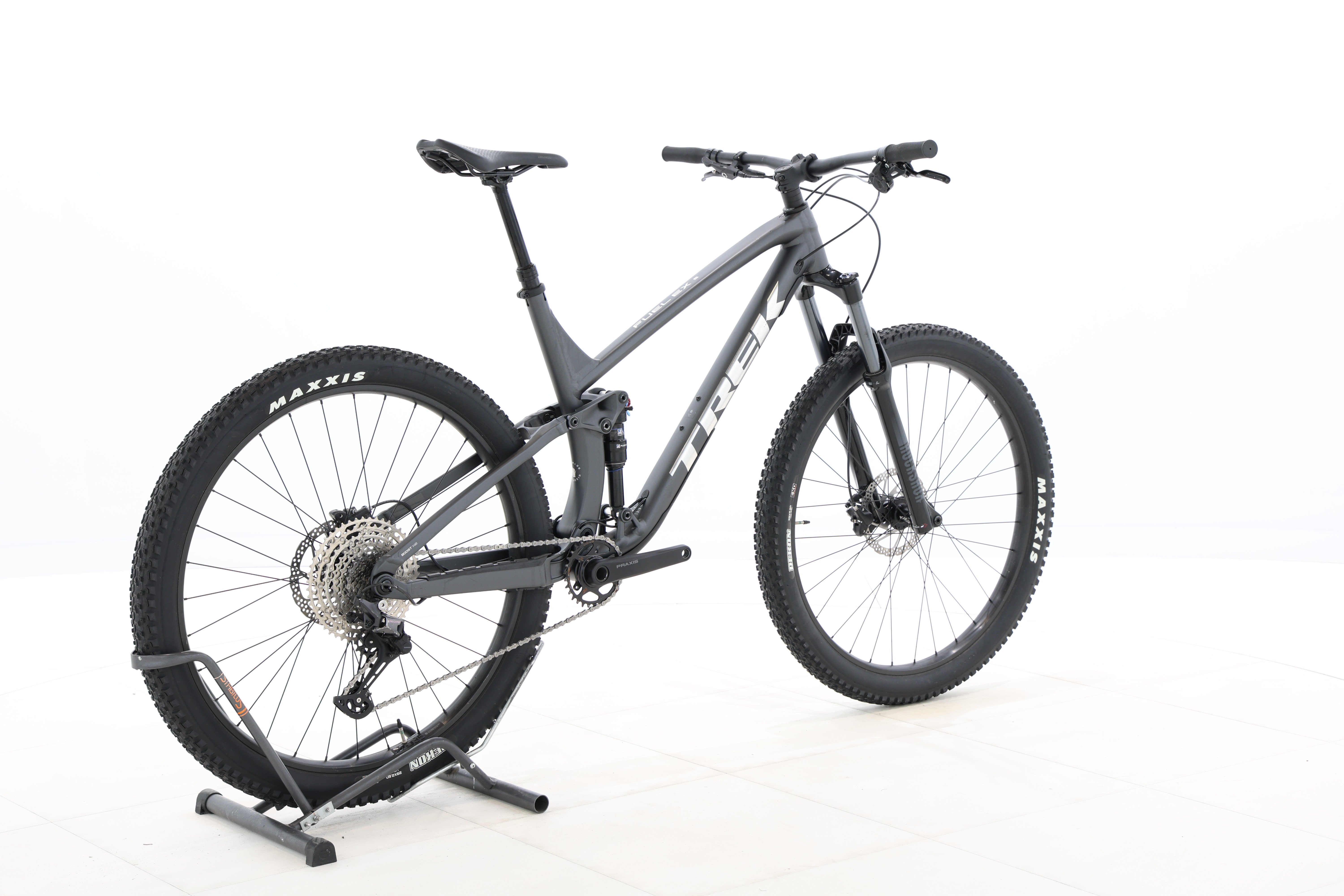 ef84a2cb-7d54-4a80-bdba-e2a5e48511cd