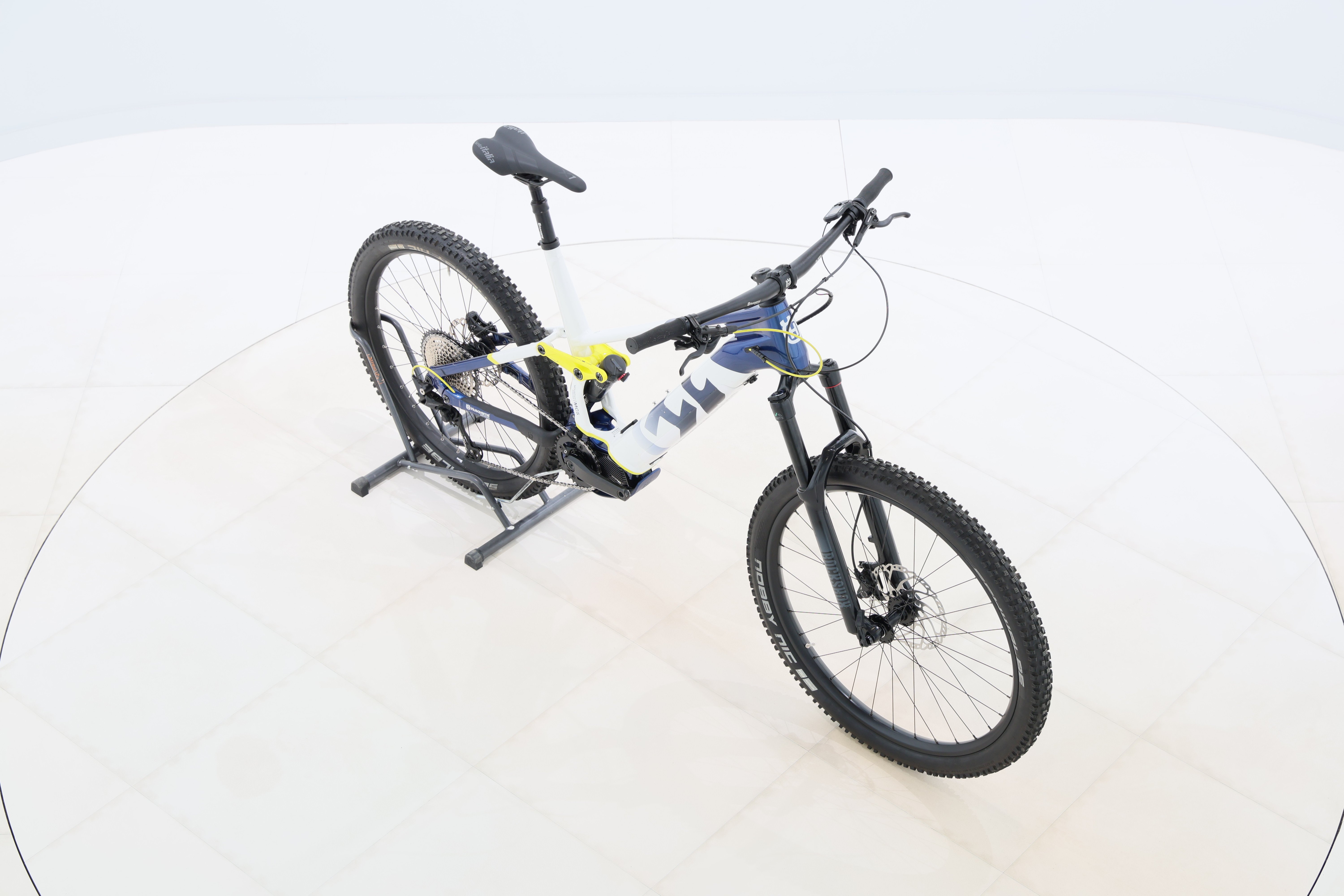 061eb5cd-7f69-441c-bec0-4dd46c80016f