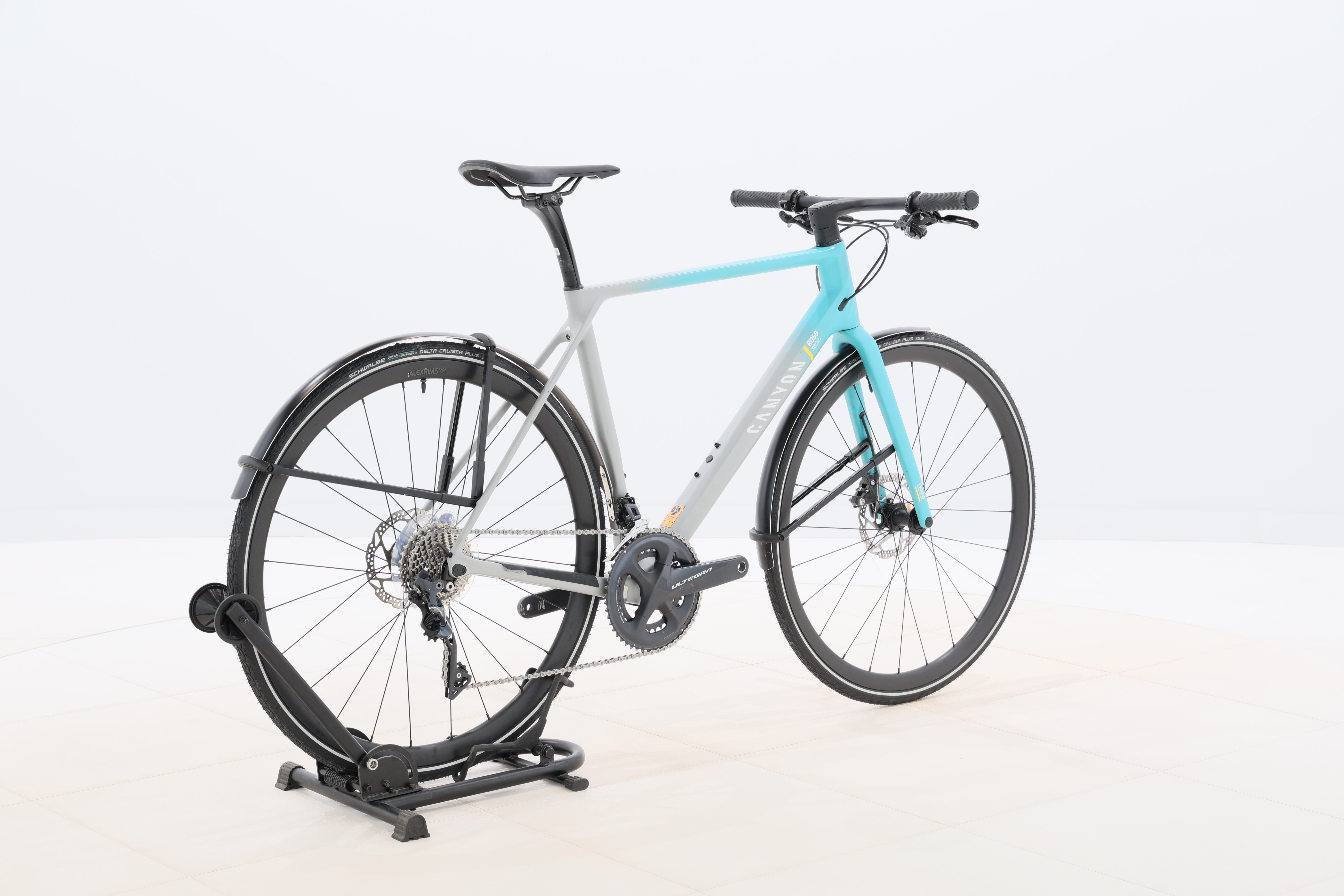 2043e993-c347-49d0-bfd6-95c8240d7f2a