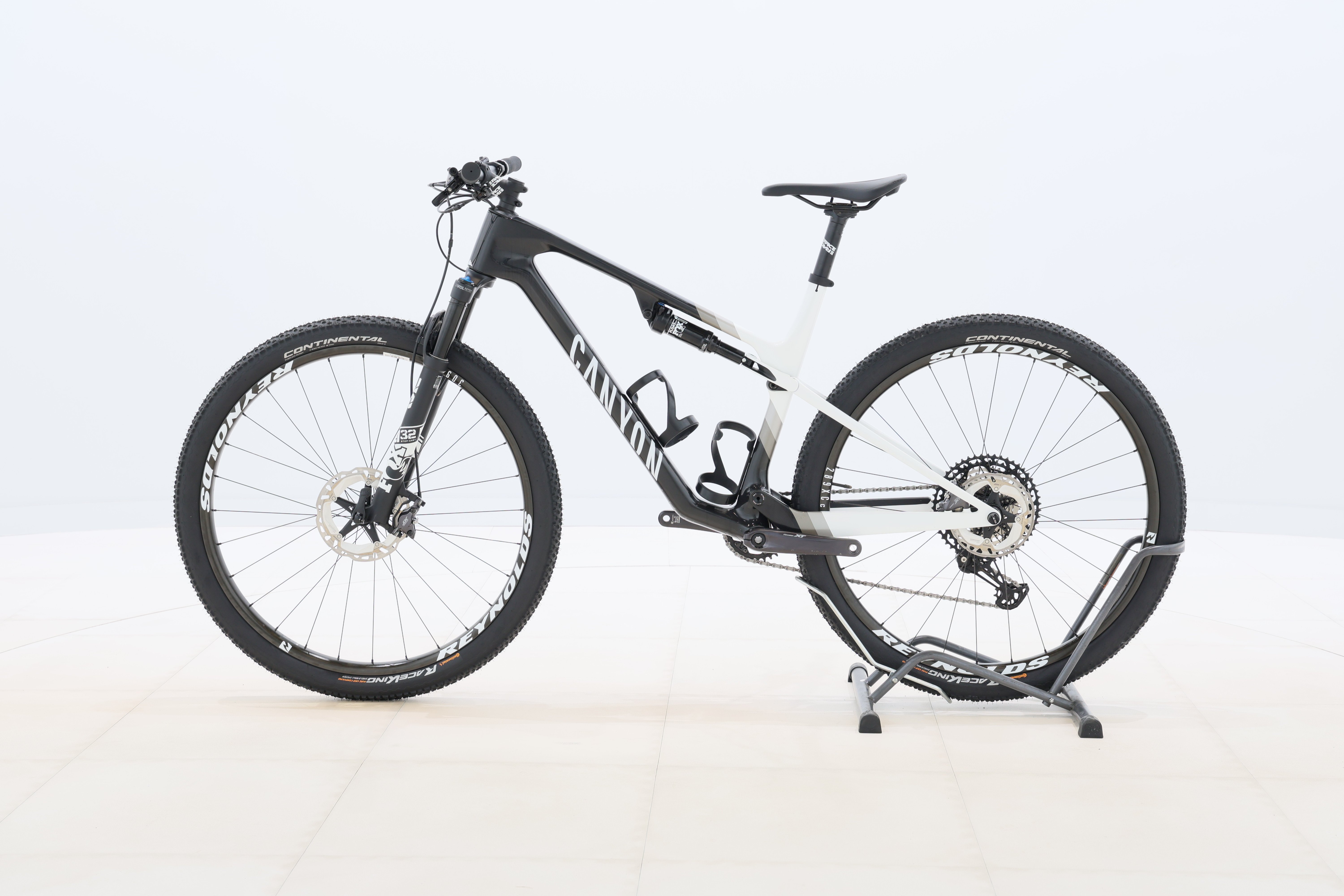 9cb2eaf2-6417-4a04-bc1b-62cd529d7c5b