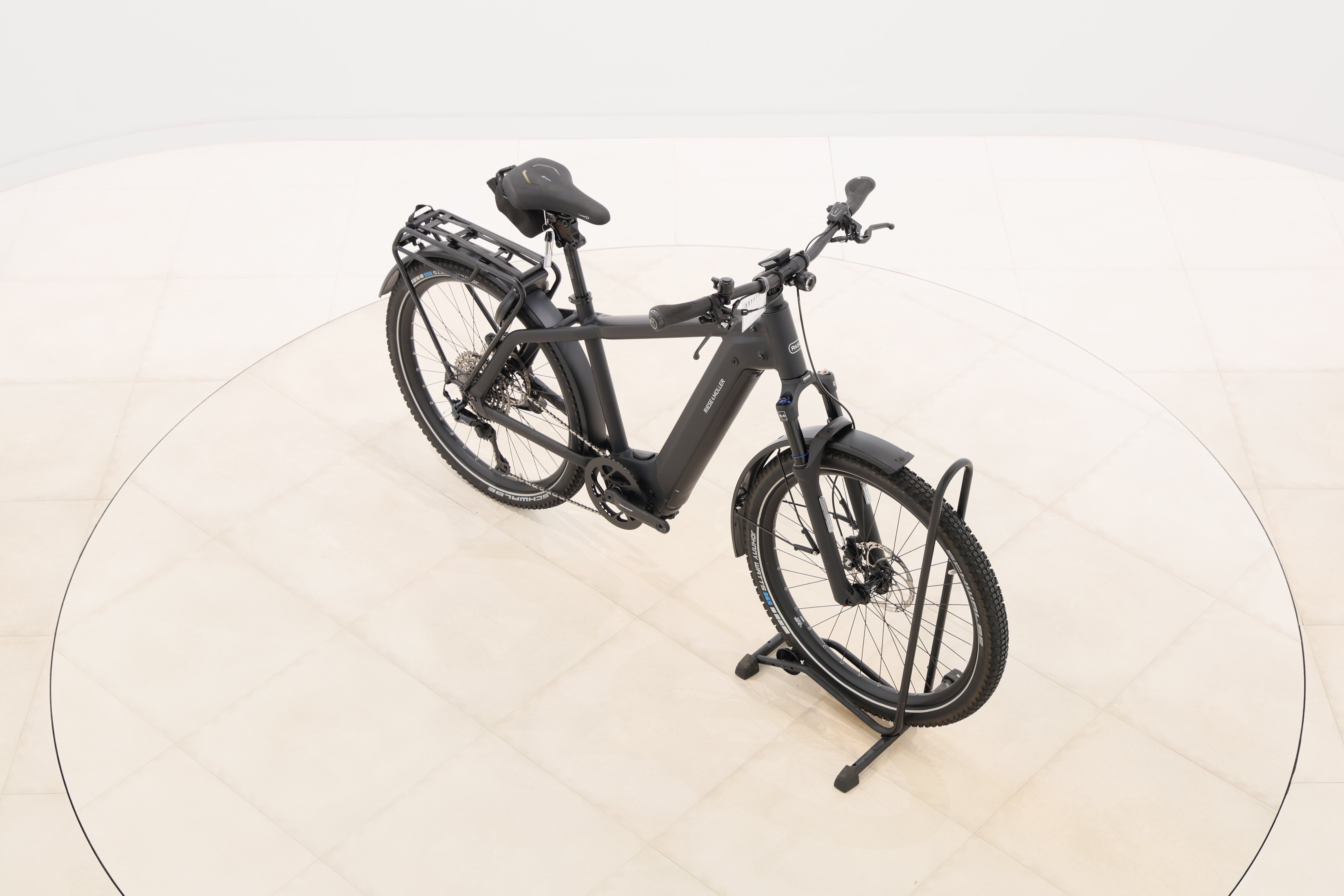 cf921d30-862b-4aad-8a73-d0379107652f