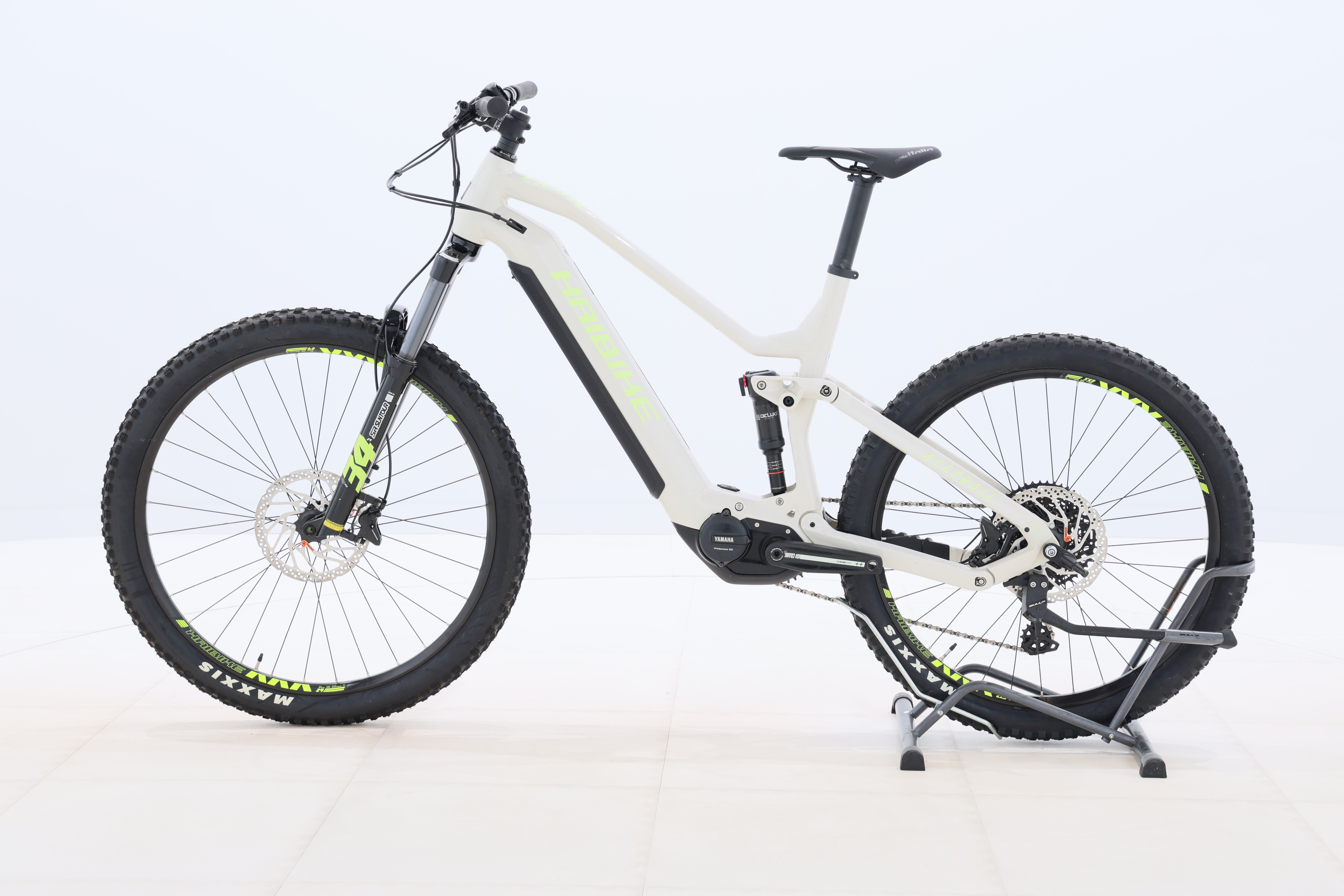 08686271-4d99-488d-a7bf-7e86a872c633