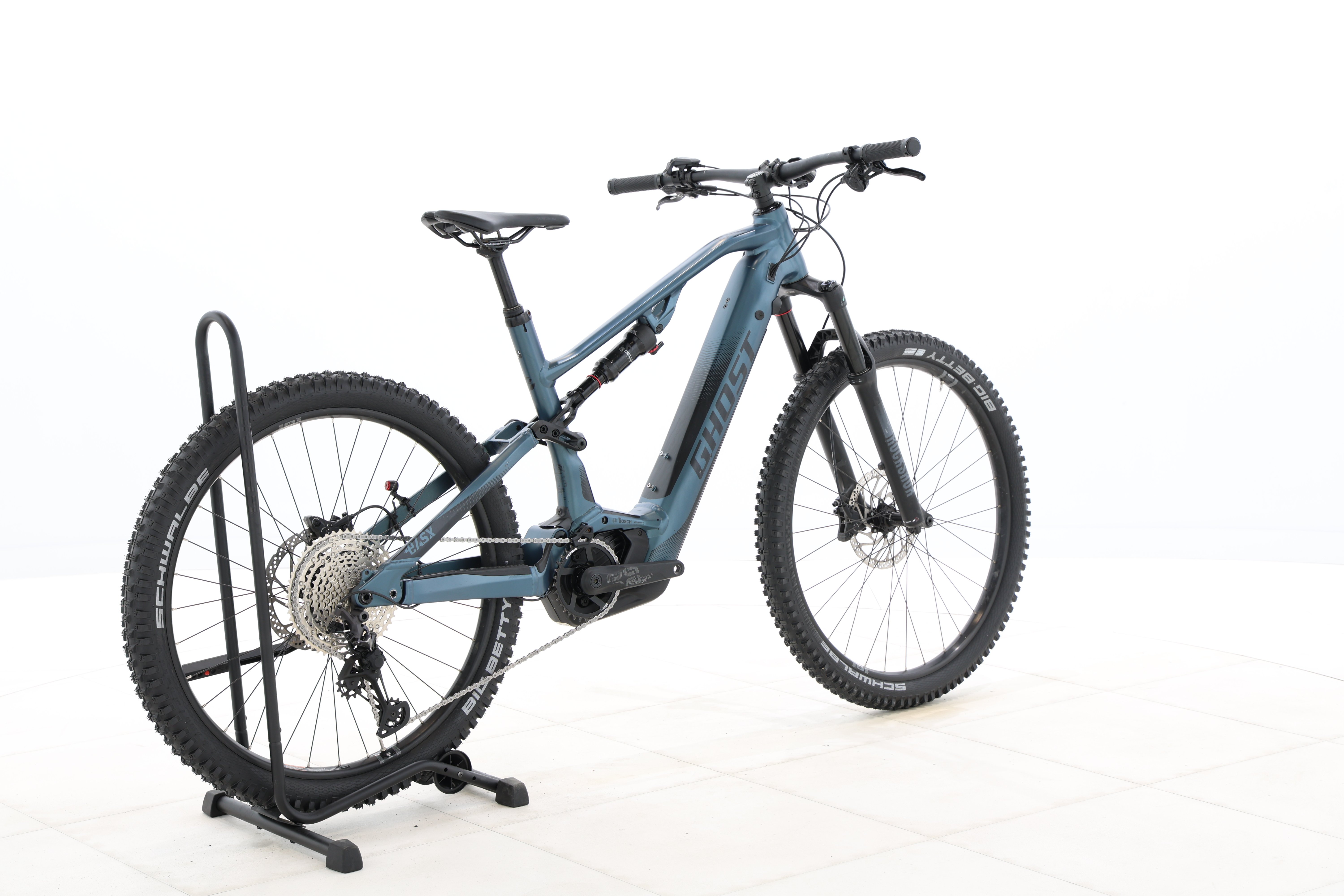 d6e555cc-6d10-42a3-9455-8b1d1405ec76