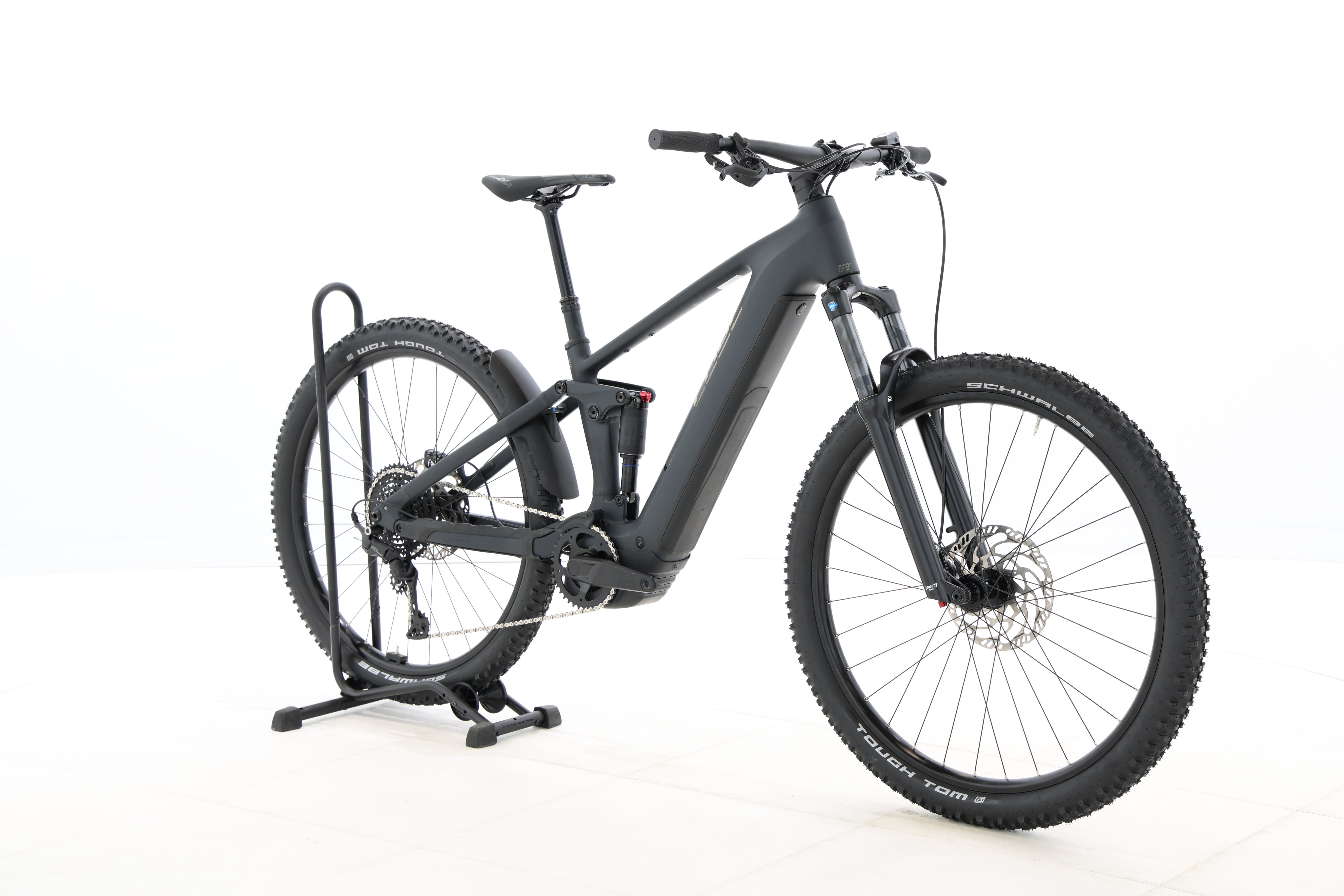 33a3f04a-2039-45b5-a008-13668f39e293