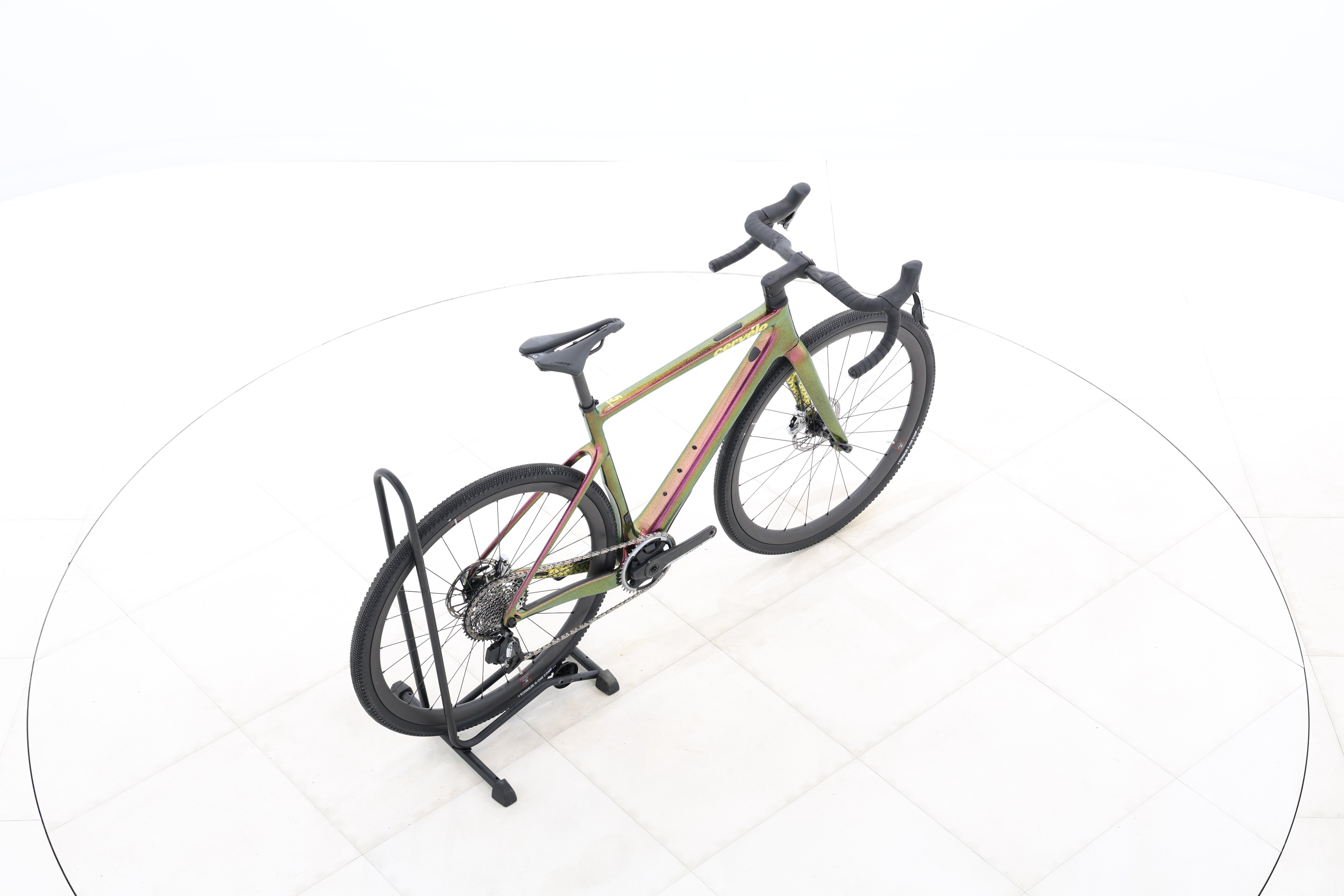 301b59b4-fc44-4b83-b396-3e06aa4482a6