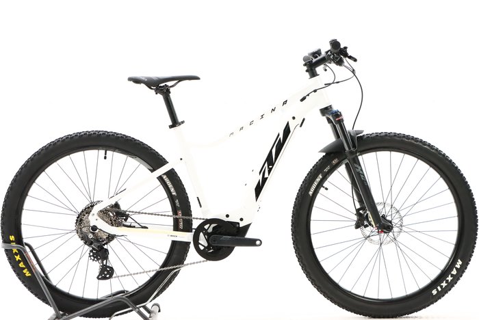 KTM MACINA RACE 591 2022