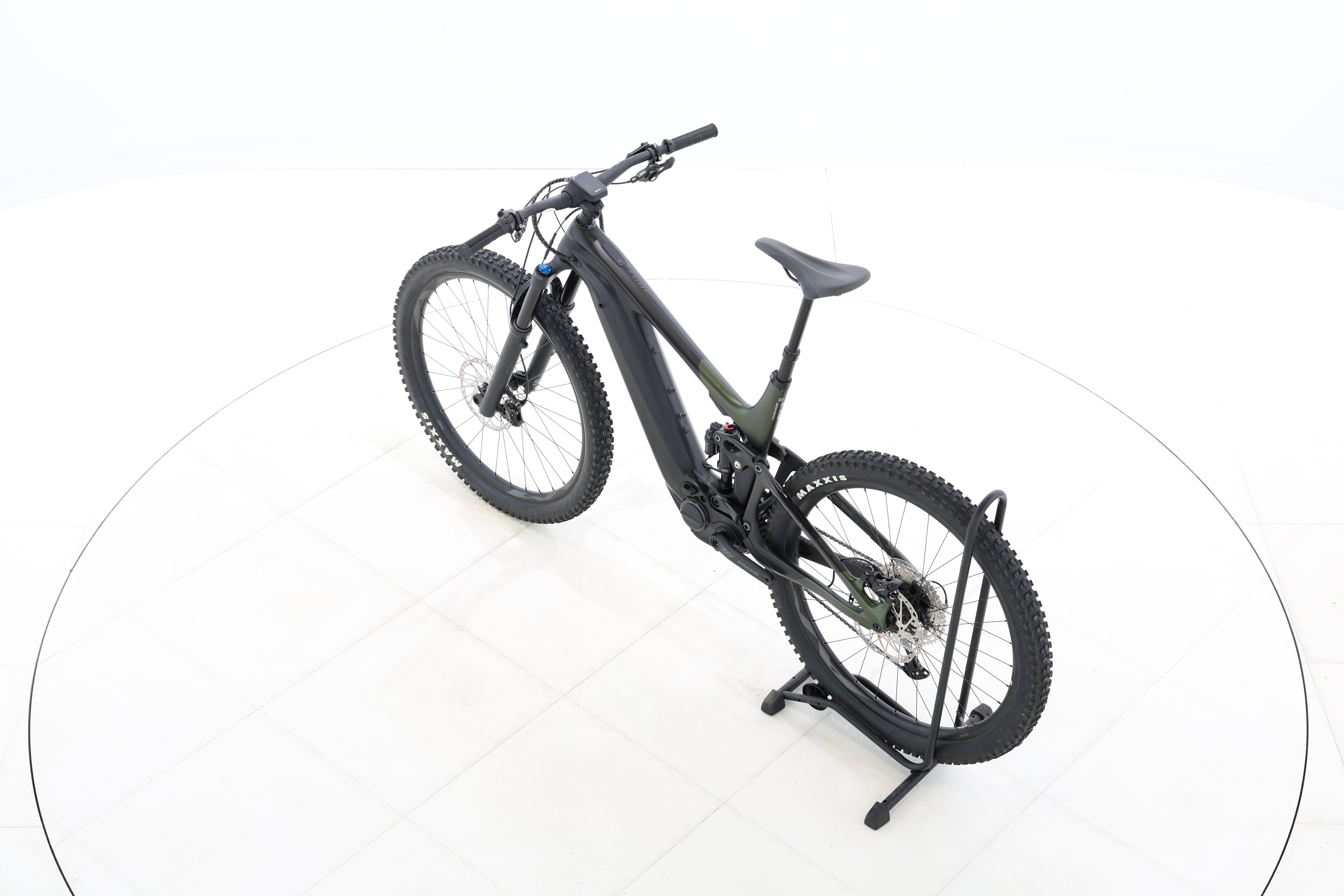 d03cc59d-690b-4d80-801b-66b1a40e77b8