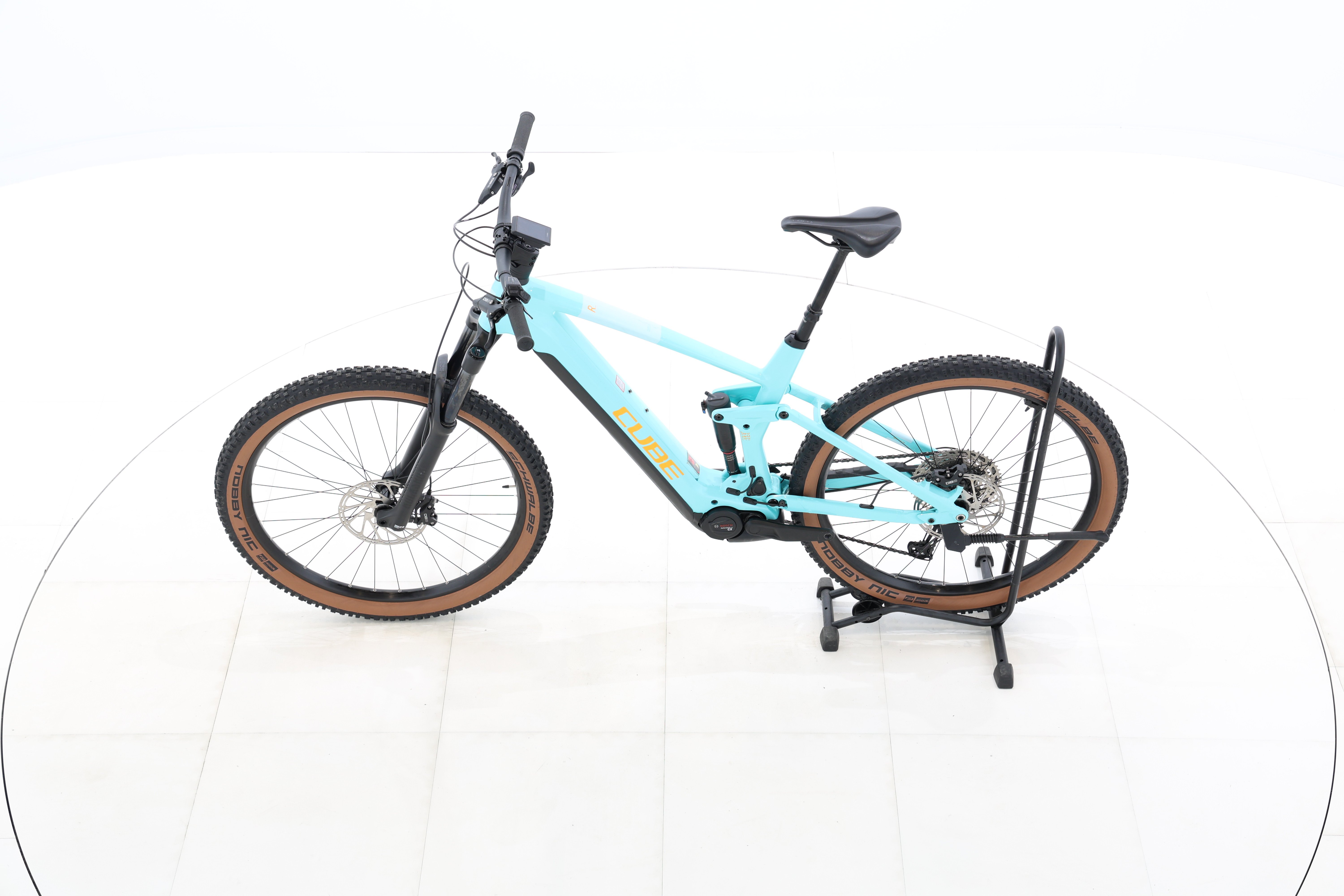 51e6ccf6-b5c9-4b79-b3c6-2bccd2a016af